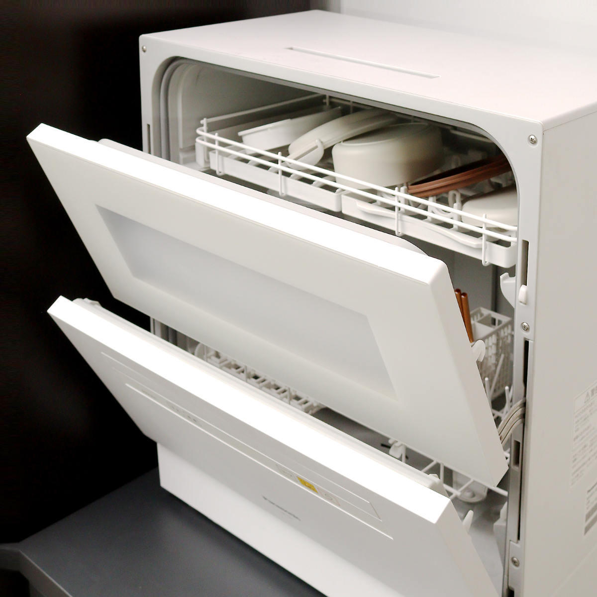 茶碗 ぎゅっとおにぎりさん 木製 汁椀 ( 食洗機対応 日本製 天然木 お椀 茶わん 食器 おしゃれ かわいい シンプル 味噌汁 スープ ) 【黒】 黒