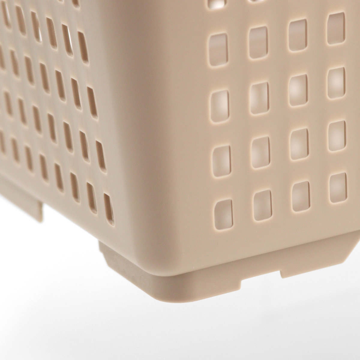 収納バスケット 衣類収納ケース フリーバスケット LLサイズ 取っ手付き 同色3個セット ( 幅35.6×奥行50.6×高さ18cm かご カゴ 収納 プラスチック おもちゃ箱 衣装ケース 積み重ね 小物入れ 収納箱 Yシャツ 収納ボックス ) 【ベージュ】 ベージュ
