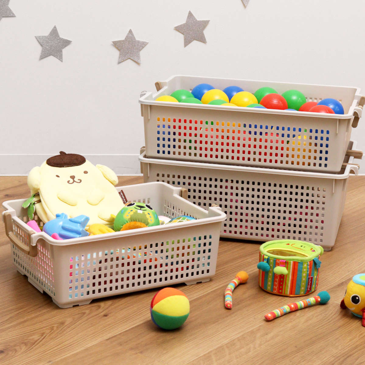 収納バスケット 衣類収納ケース フリーバスケット LLサイズ 取っ手付き 同色3個セット ( 幅35.6×奥行50.6×高さ18cm かご カゴ 収納 プラスチック おもちゃ箱 衣装ケース 積み重ね 小物入れ 収納箱 Yシャツ 収納ボックス ) 【ベージュ】 ベージュ