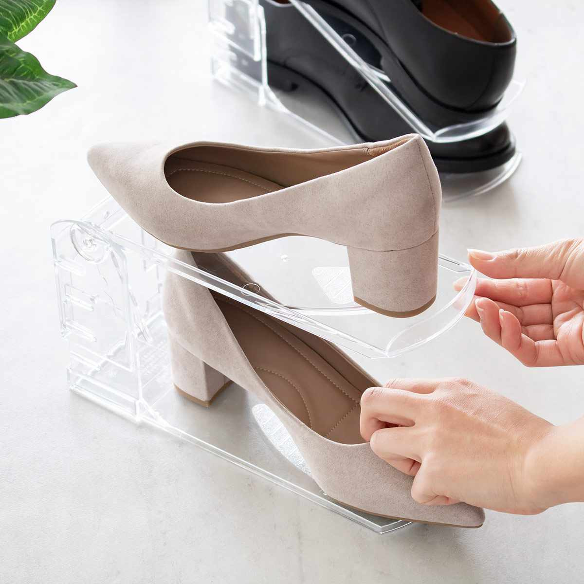 靴 ホルダー 透明 1個入 靴収納 1足 ( 靴収納 玄関収納 靴ホルダー シューズホルダー スタンド くつ クツ スリム 収納 高さ調節 クリアタイプ 靴スタンド 靴箱整理 靴箱 下駄箱 玄関 省スペース )