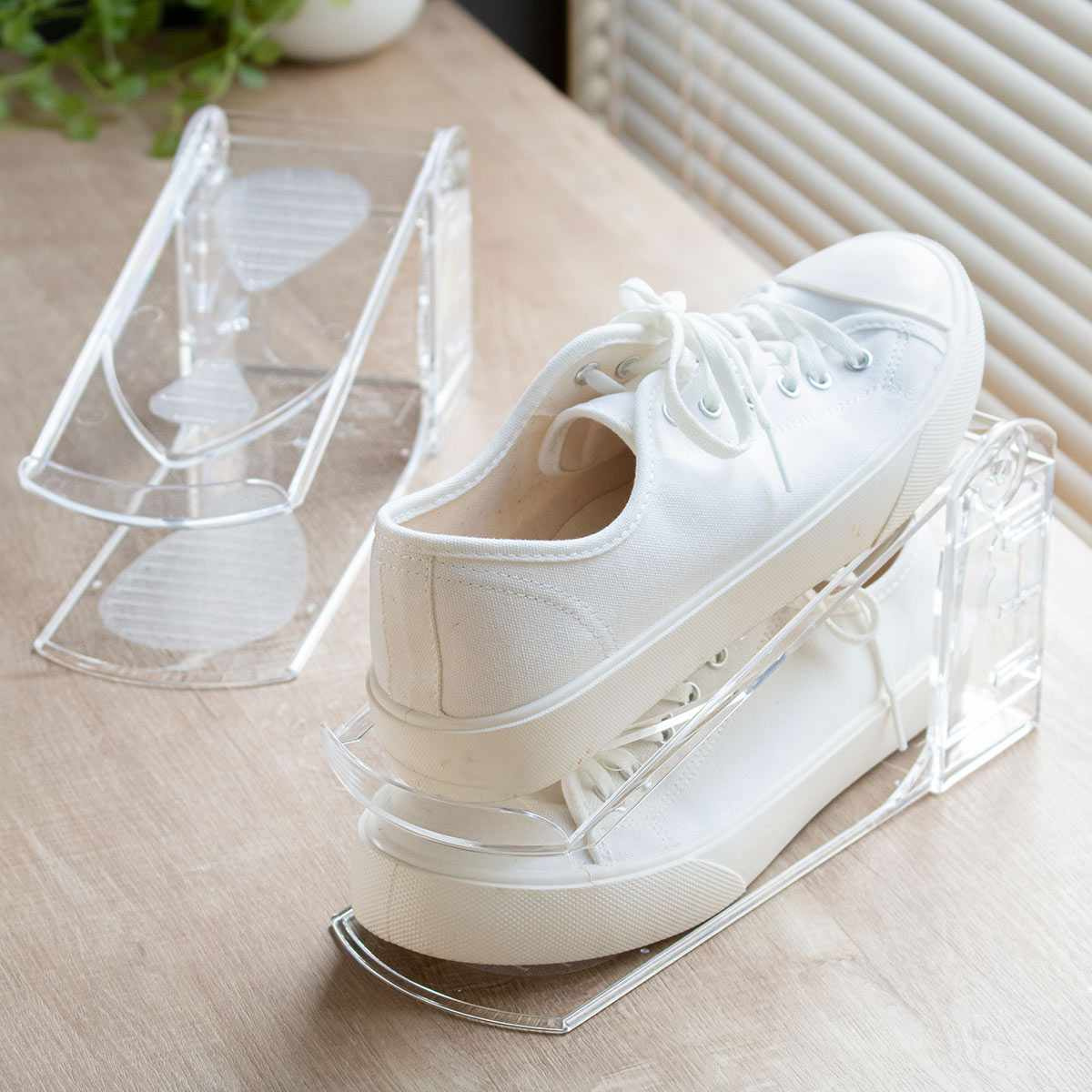 靴 ホルダー 透明 1個入 靴収納 1足 ( 靴収納 玄関収納 靴ホルダー シューズホルダー スタンド くつ クツ スリム 収納 高さ調節 クリアタイプ 靴スタンド 靴箱整理 靴箱 下駄箱 玄関 省スペース )