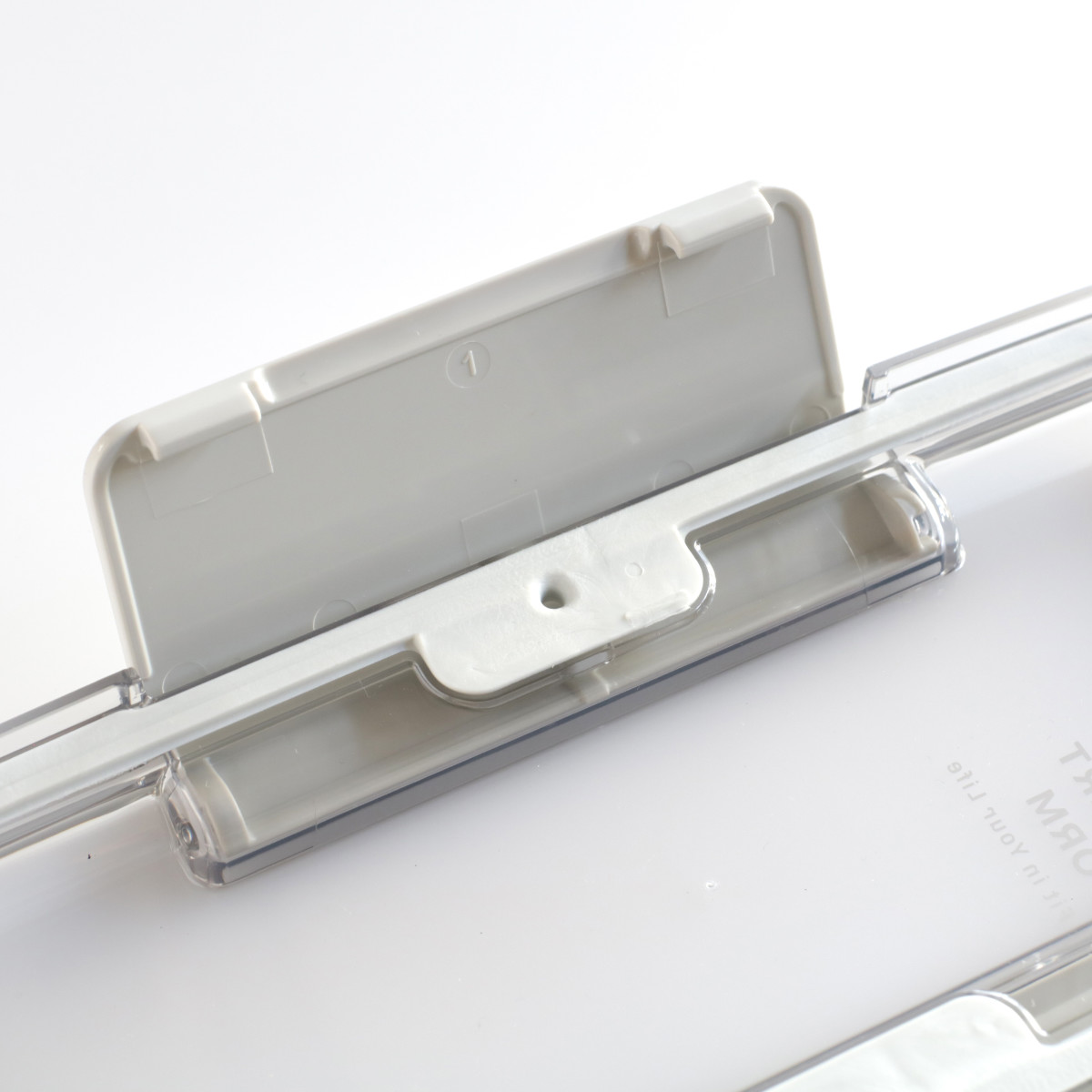 弁当箱 800ml 1段 イージーケアランチボックススリム1段800 ( お弁当箱 ランチボックス 食洗機対応 レンジ対応 パッキン一体型 大容量 男子 メンズ 食洗機OK レンジOK お弁当 弁当 スリム 一段 仕切り 抗菌 抗菌加工 男性 大人 ) 【ライトグレー】 ライトグレー