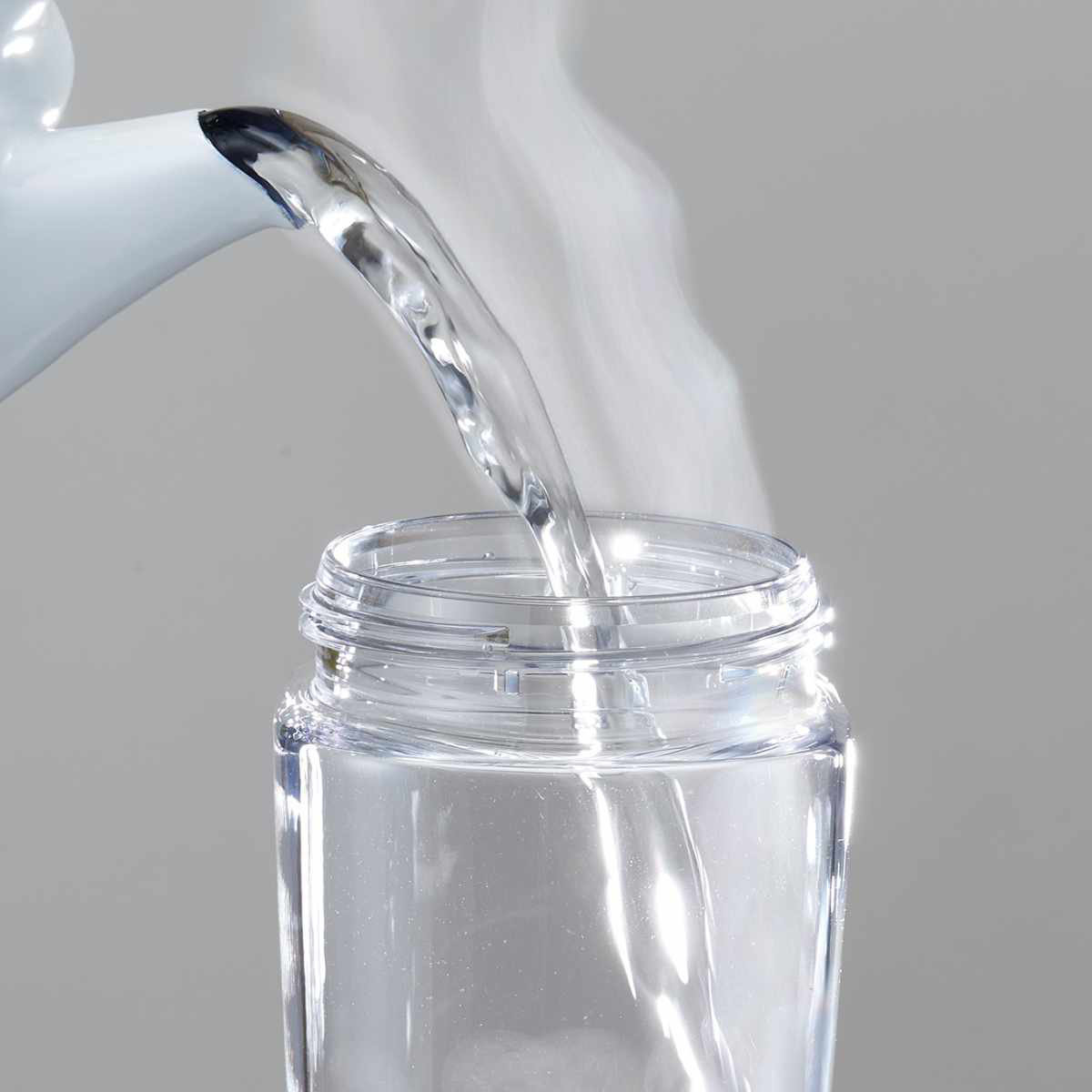 冷水筒 1.2L タテヨコ茶こし付シームレスピッチャー ( スリム ピッチャー 日本製 ワンプッシュ パッキン一体型 横置き 熱湯OK 洗いやすい 縦置き 一体型 ロック付き 防汚加工 茶こし付き ハンドルなし )