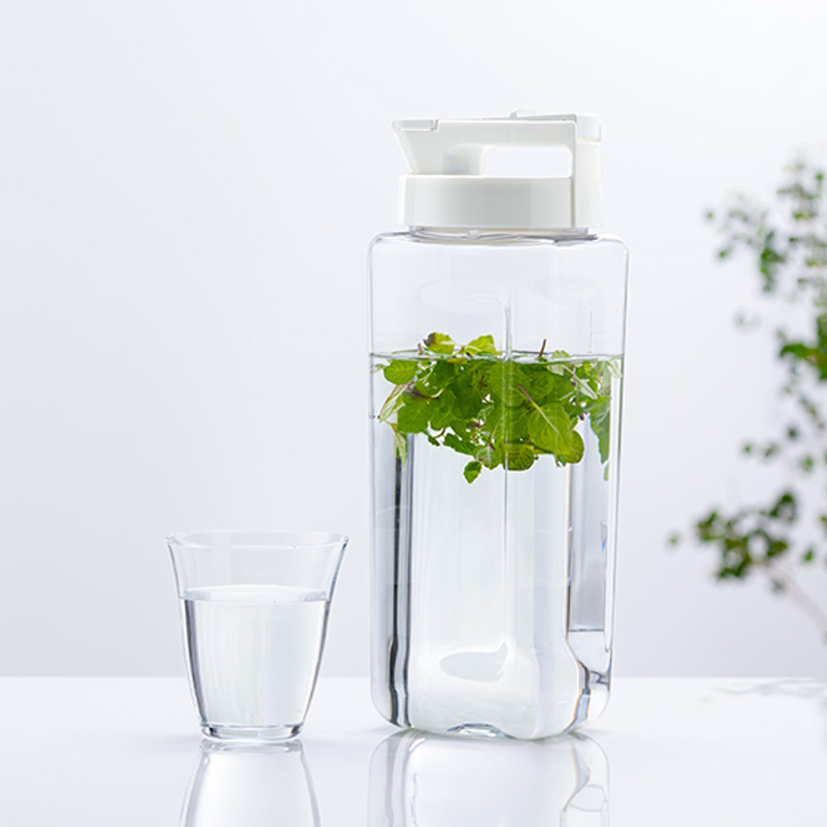 ピッチャー 2.1L タテヨコ スマートピッチャー 2.1 ( 冷水筒 横置き 日本製 熱湯対応 ドアポケット スリム 大容量 たっぷり シンプル )