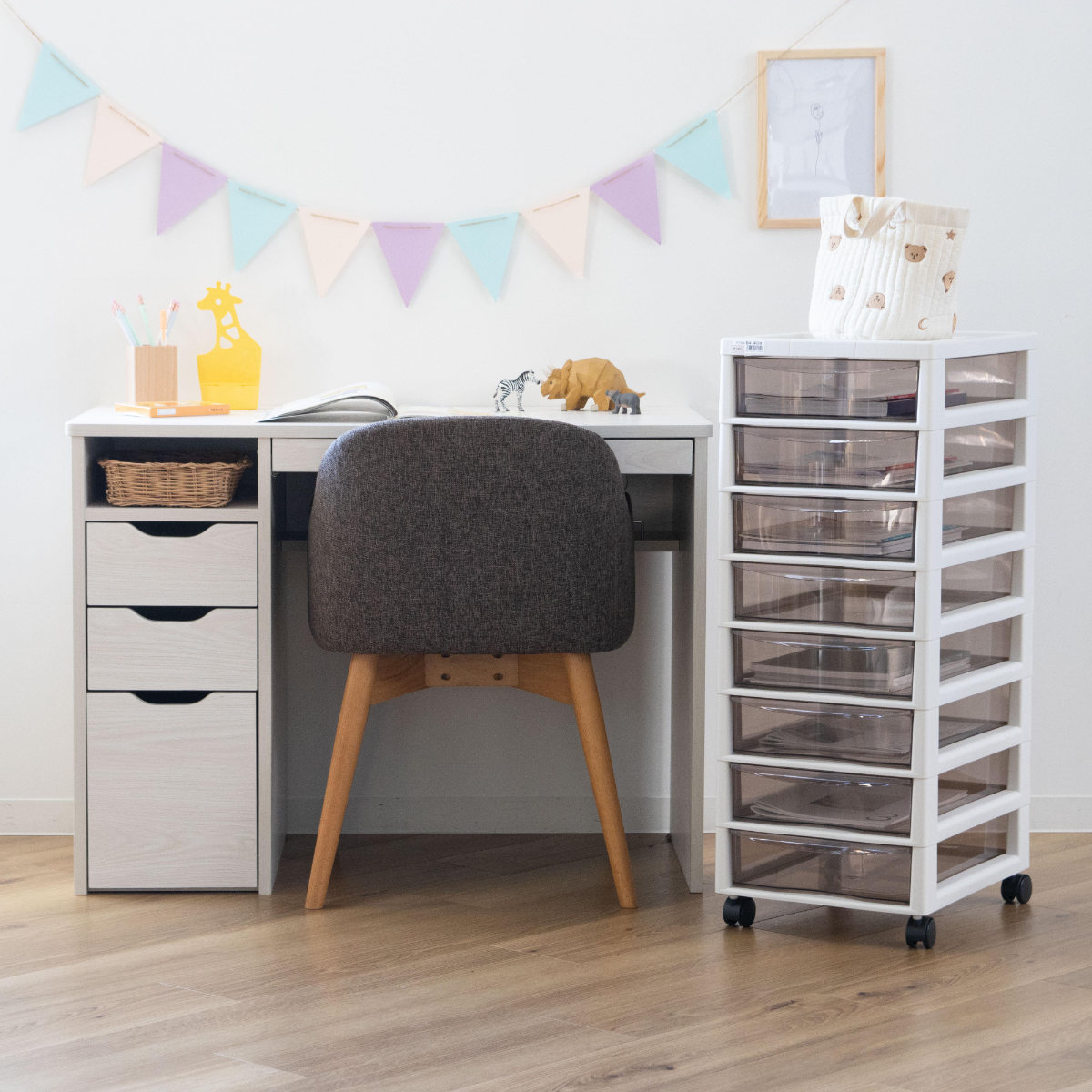 書類ケース フロアケース アプロス B4 深型 8段 幅32.3×奥行40.6×高さ83.9cm ( レターケース 引き出し 書類 収納ケース 収納 デスク収納 サイドチェスト 透明 ケース 引出し プリント 書類収納 衣類収納 ) 【アイボリー】 アイボリー