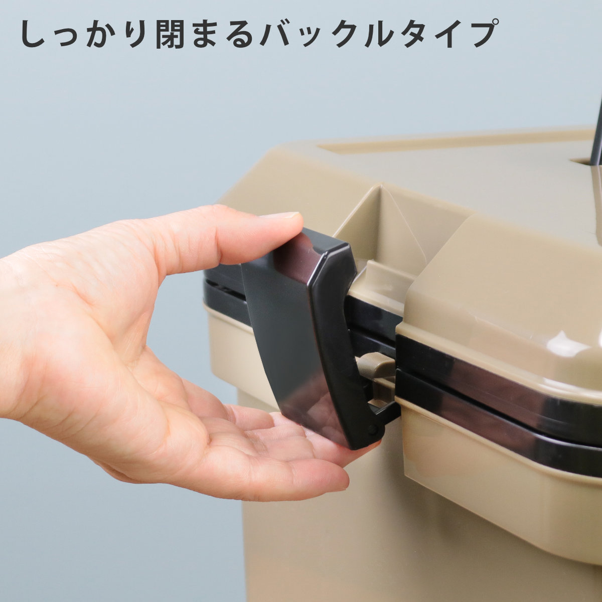 クーラーボックス 5L 小型 アイセル5 ハードタイプ ( 保冷 クーラーBOX 保冷ボックス クーラーバッグ 冷蔵ボックス 5リットル お弁当箱 クーラー ボックス BOX キャンプ アウトドア ハンドル付き 子供 野球 サッカー スポ少 ) 【サンドベージュ】 サンドベージュ