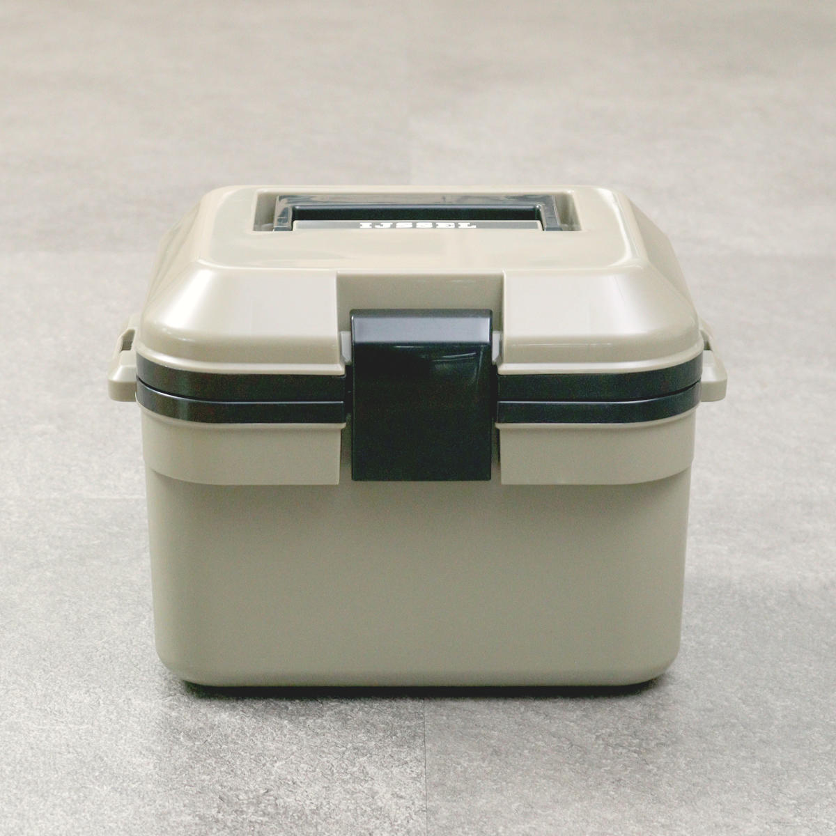 クーラーボックス 5L 小型 アイセル5 ハードタイプ ( 保冷 クーラーBOX 保冷ボックス クーラーバッグ 冷蔵ボックス 5リットル お弁当箱 クーラー ボックス BOX キャンプ アウトドア ハンドル付き 子供 野球 サッカー スポ少 ) 【サンドベージュ】 サンドベージュ