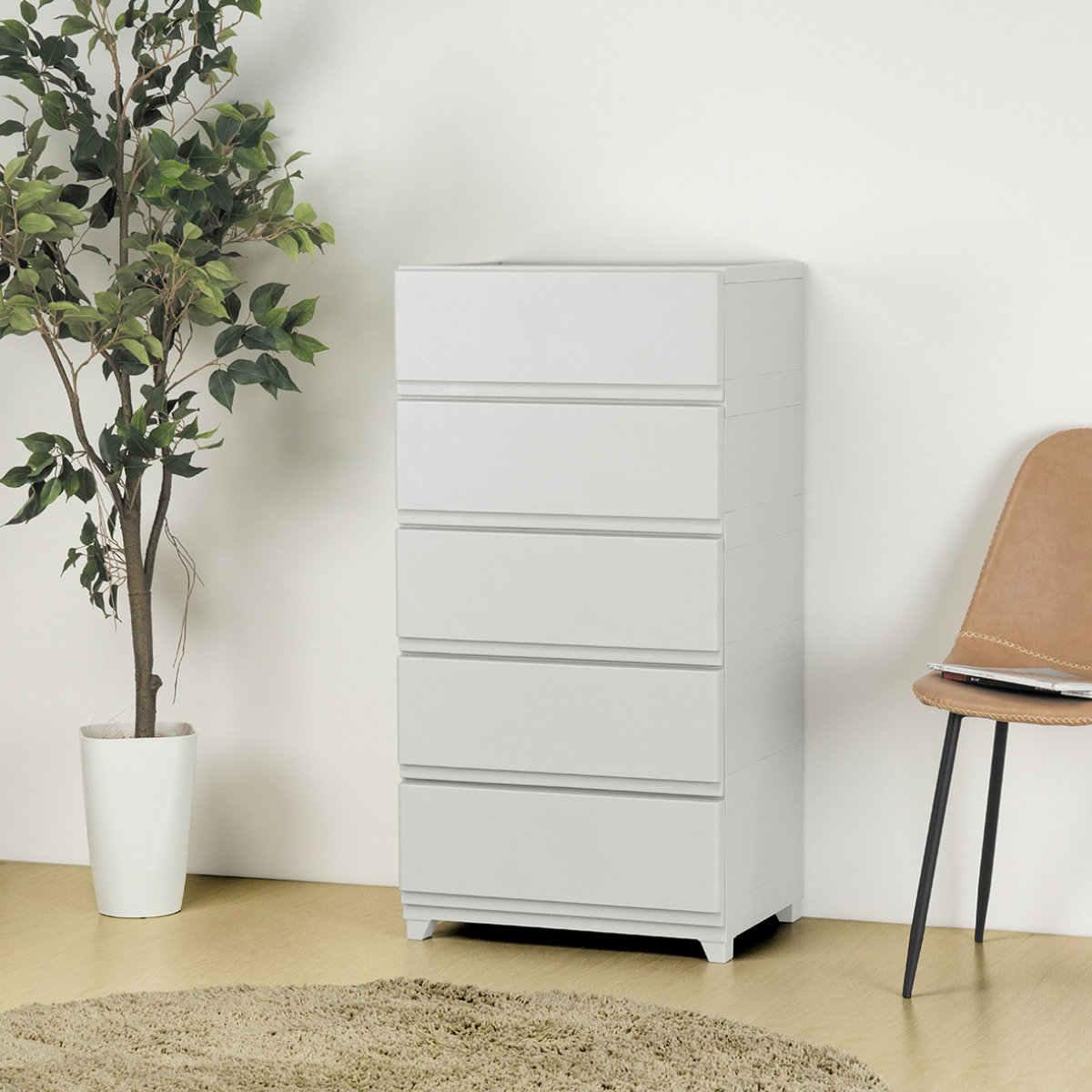 チェスト 壁付き デコニーシーヴォ ワイド 5段 幅54×奥行41.7×高さ106.1cm ( 収納 収納チェスト 脚付き リビング収納 プラスチック ホコリが入りにくい 中が透けない 引き出し タンス 収納ケース 衣類収納 ランドリー収納 日本製 ) 【ホワイト】 ホワイト