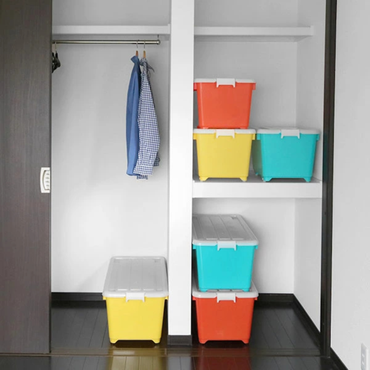 収納ボックス ふた付き 同色2個セット 約 幅40×奥行74×高さ31cm フォーシービビッド ( おもちゃ 収納 収納ケース おもちゃ箱 2個セット 子ども部屋 深型 衣類 衣装ケース スタッキング 積み重ね キャスター付き 押入れ収納 ) 【グリーン】 グリーン