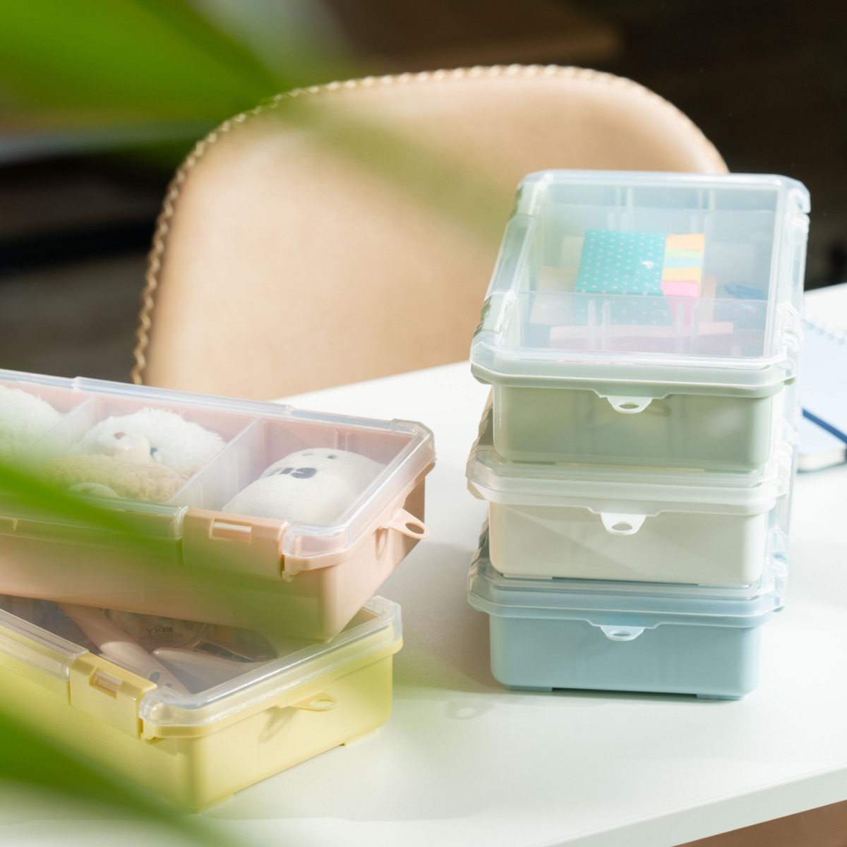 収納ケース 仕切板付き コレクションケース深型 230HF 推し活 ( ホワイト クリア ピンク イエロー グリーン ブルー パープル グレー ベージュ 推し活グッズ 推し ケース かわいい おしゃれ 飾れる 飾る ディスプレイ ) 【グリーン】 グリーン