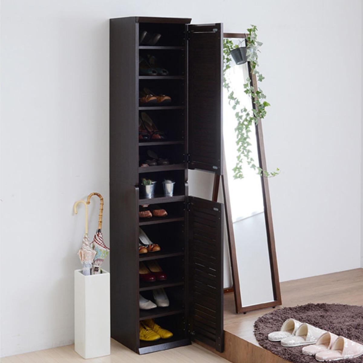 下駄箱 幅31.5cm 2台入り ルーバー 組立品 ( シューズラック シューズボックス 玄関収納 靴箱 靴入れ 靴 収納 シューズ 木製 スリム コンパクト 開き戸 通気性 おしゃれ 高さ調節 幅30 ) 【ダークブラウン】 ダークブラウン