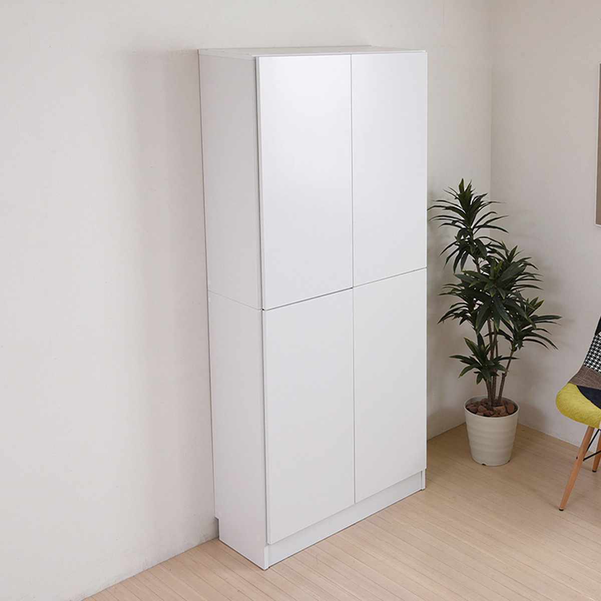 本棚 扉付き 幅81cm 高さ180.5cm 全棚可動 ( ブックシェルフ 1cmピッチ 可動棚 収納 棚 ラック 扉付 シェルフ 深型 家具 コミックラック 大容量 飾り棚 ダークブラウン ホワイト ライトブラウン ) 【ライトブラウン】 ライトブラウン