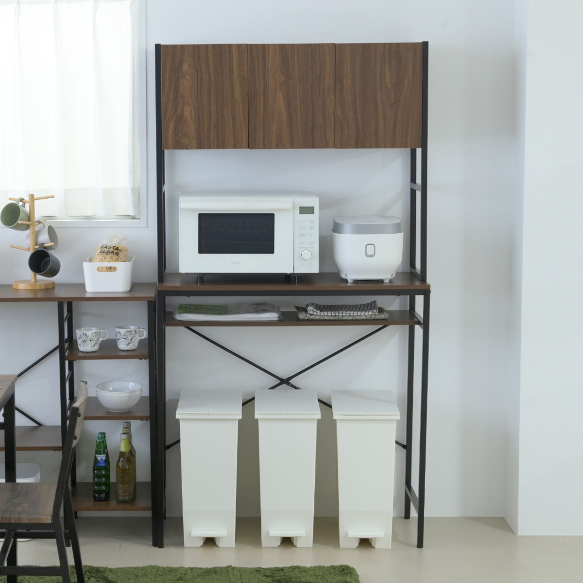 ゴミ箱上ラック 幅92cm メラミン ワイドタイプ ( ゴミ箱上 ラック 高さ170cm 収納 棚 シンプル 家具 ごみ箱上 省スペース 食器収納 家電収納 ブラック×ブラウン ホワイト×ホワイト ) 【ブラック×ブラウン】 ブラック×ブラウン