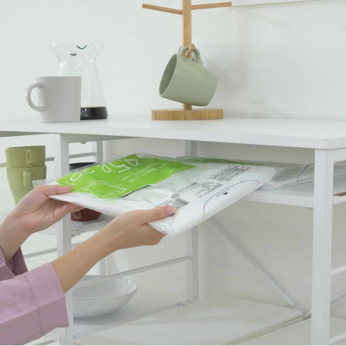 ゴミ箱上 キッチンカウンター 幅90cm 左右組み替え 耐荷重45kg メラミン ( ゴミ箱上ラック ラック 棚 カウンター 収納 家具 ごみ箱上 省スペース 食器収納 家電収納 ブラック×ブラウン ホワイト×ホワイト ) 【ブラック×ブラウン】 ブラック×ブラウン