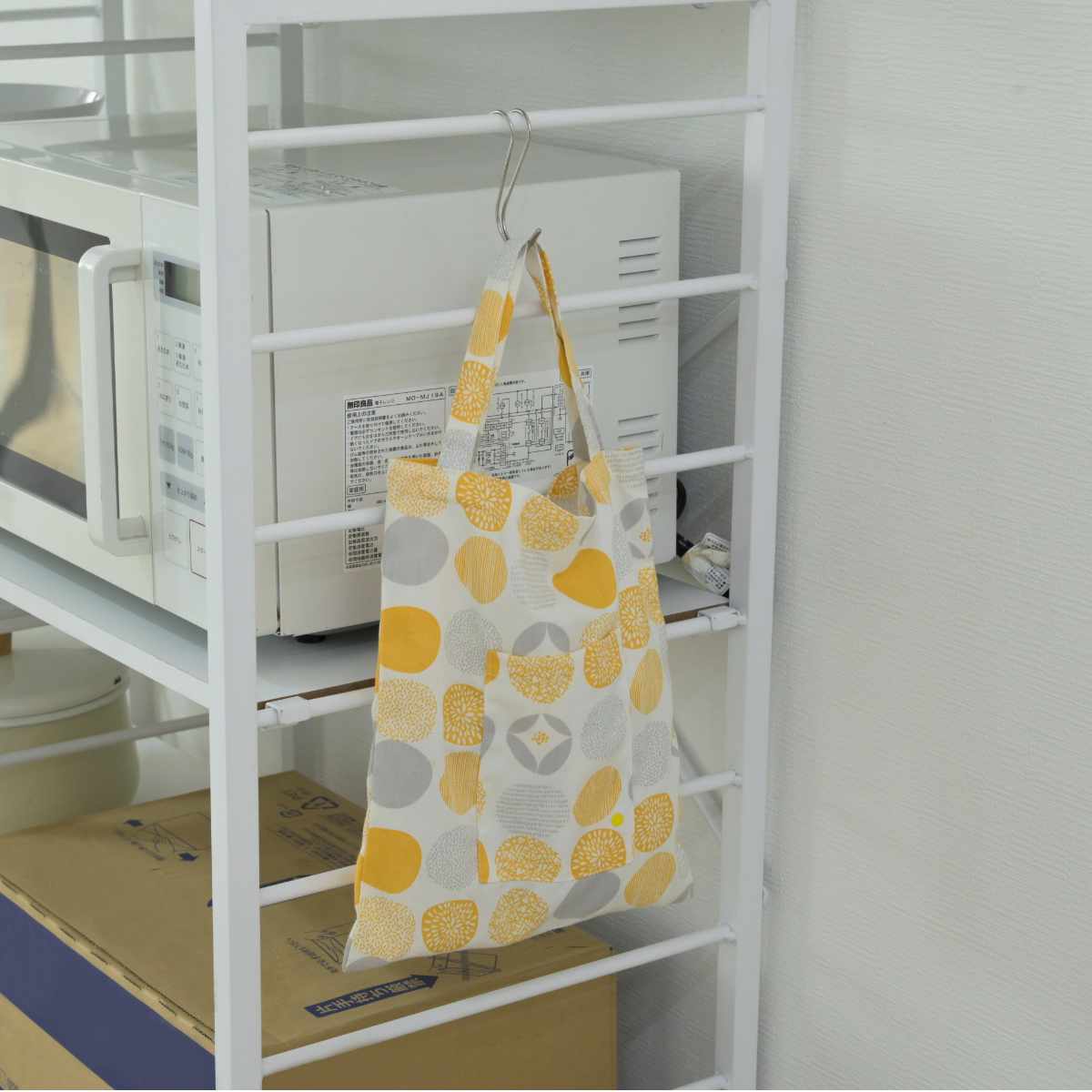 ゴミ箱上 キッチンカウンター 幅90cm 左右組み替え 耐荷重45kg メラミン ( ゴミ箱上ラック ラック 棚 カウンター 収納 家具 ごみ箱上 省スペース 食器収納 家電収納 ブラック×ブラウン ホワイト×ホワイト ) 【ブラック×ブラウン】 ブラック×ブラウン