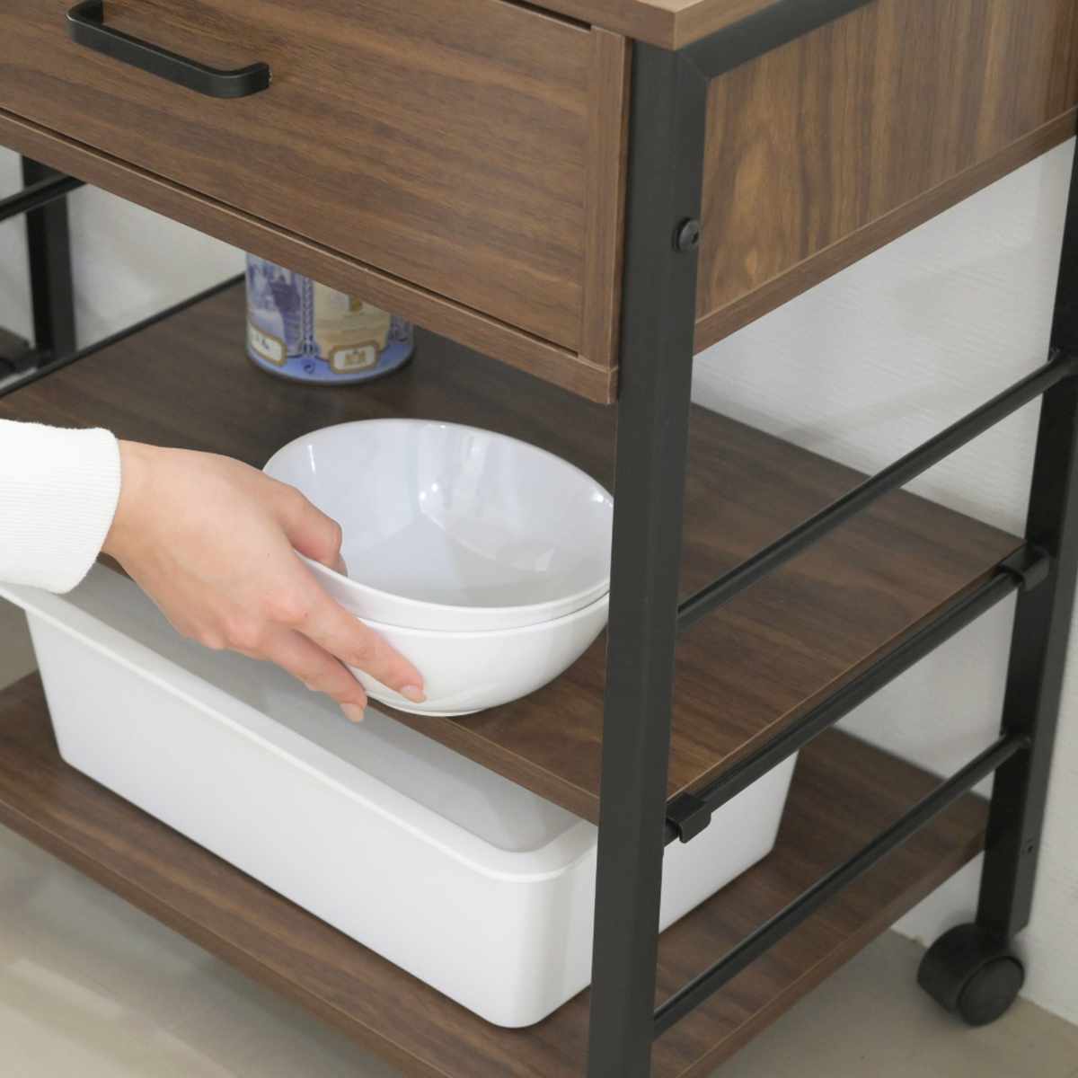 キッチンワゴン 幅50.5cm キャスター付き スリム 作業台 メラミン ( ワゴン キッチン収納 サイドワゴン 棚 家具 キャスター 可動棚 ブラック×ブラウン ホワイト×ホワイト ) 【ブラック×ブラウン】 ブラック×ブラウン