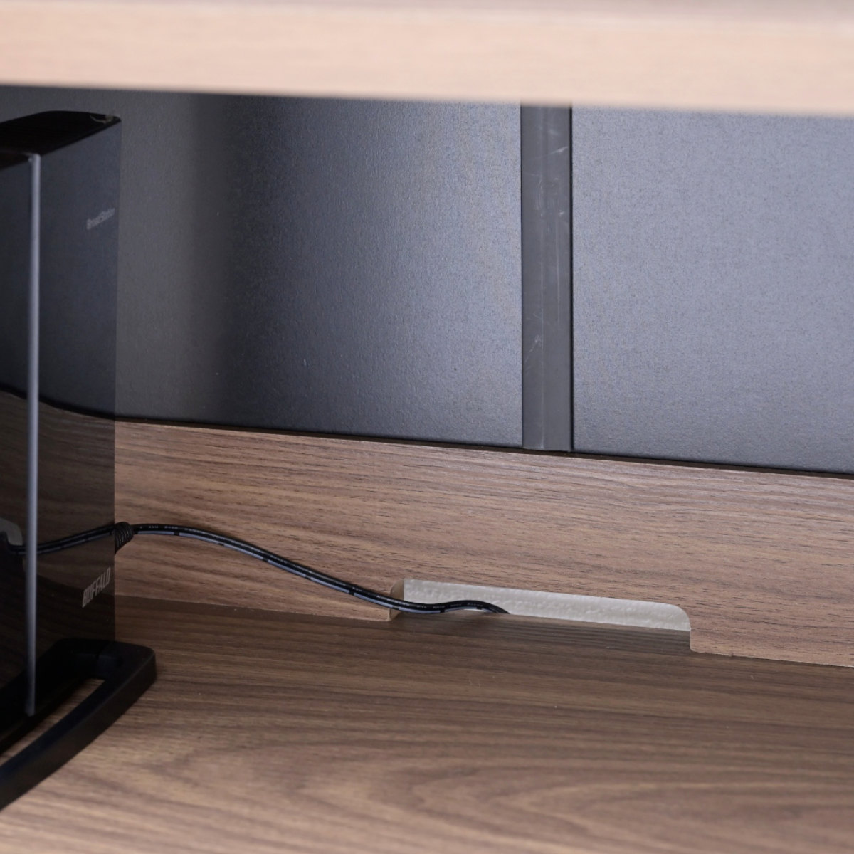 本棚 幅60cm キャビネット 扉付き 背面化粧 ( 棚 ラック 扉収納 可動棚 A4対応 コミック収納 リビング収納 家具 ディスプレイ 飾り棚 お掃除ロボット対応 )