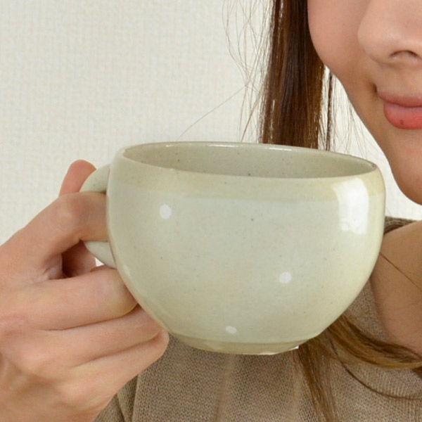 マグカップ ネージュ まるいマグ 287ml 陶器製 美濃焼 カフェラテ ( 日本製 マグ 手作り 職人 カップ コップ スープカップ 大きい 陶器 タンブラー 食器 ) 【ミルク】 ミルク