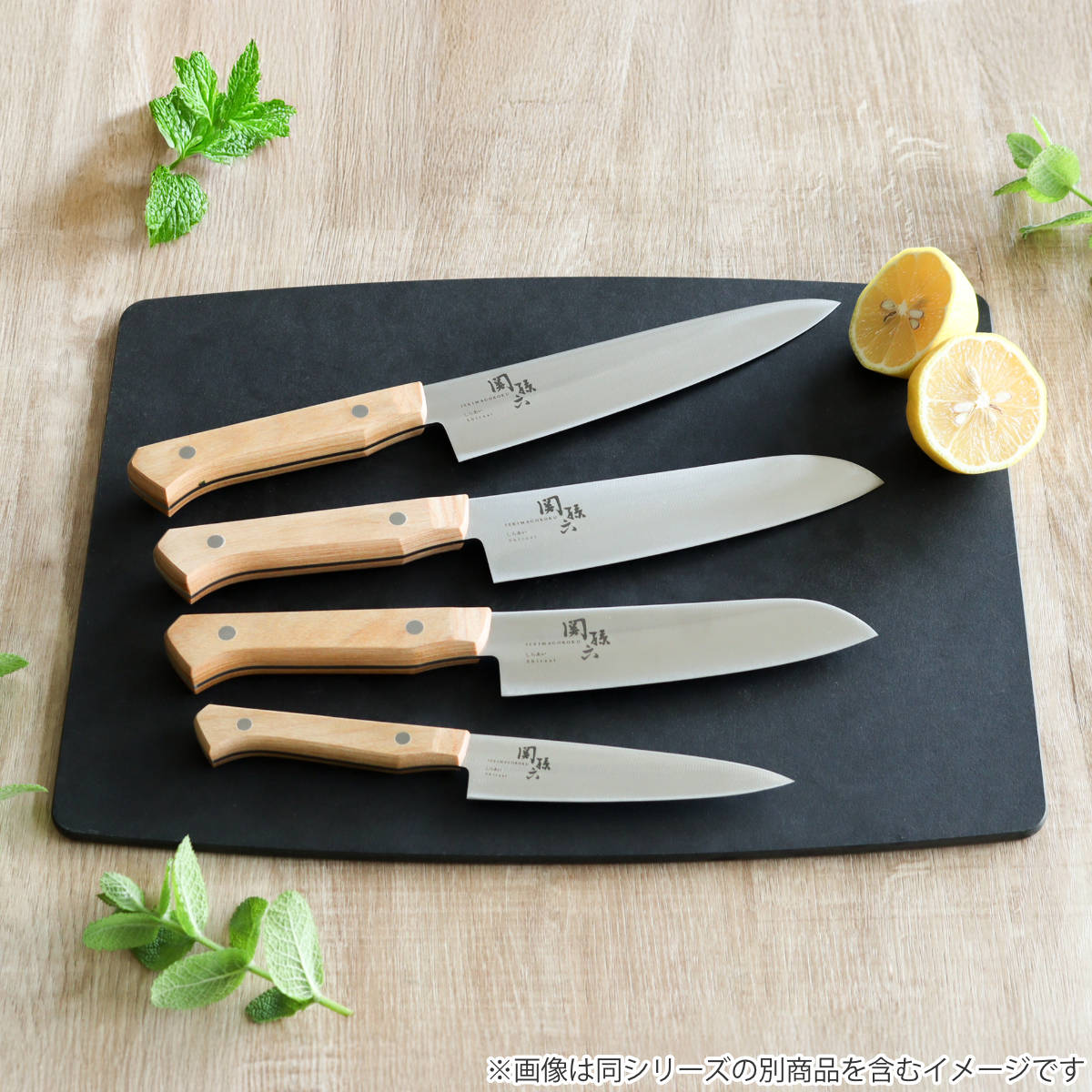 三徳包丁 16.5cm 関孫六 しらあい 日本製 貝印 ( 料理包丁 キッチンナイフ 文化包丁 白木ハンドル 16.5センチ 160mm 160ミリ 調理小物 調理道具 下ごしらえ用品 キッチングッズ キッチンツール 切れ味抜群 )