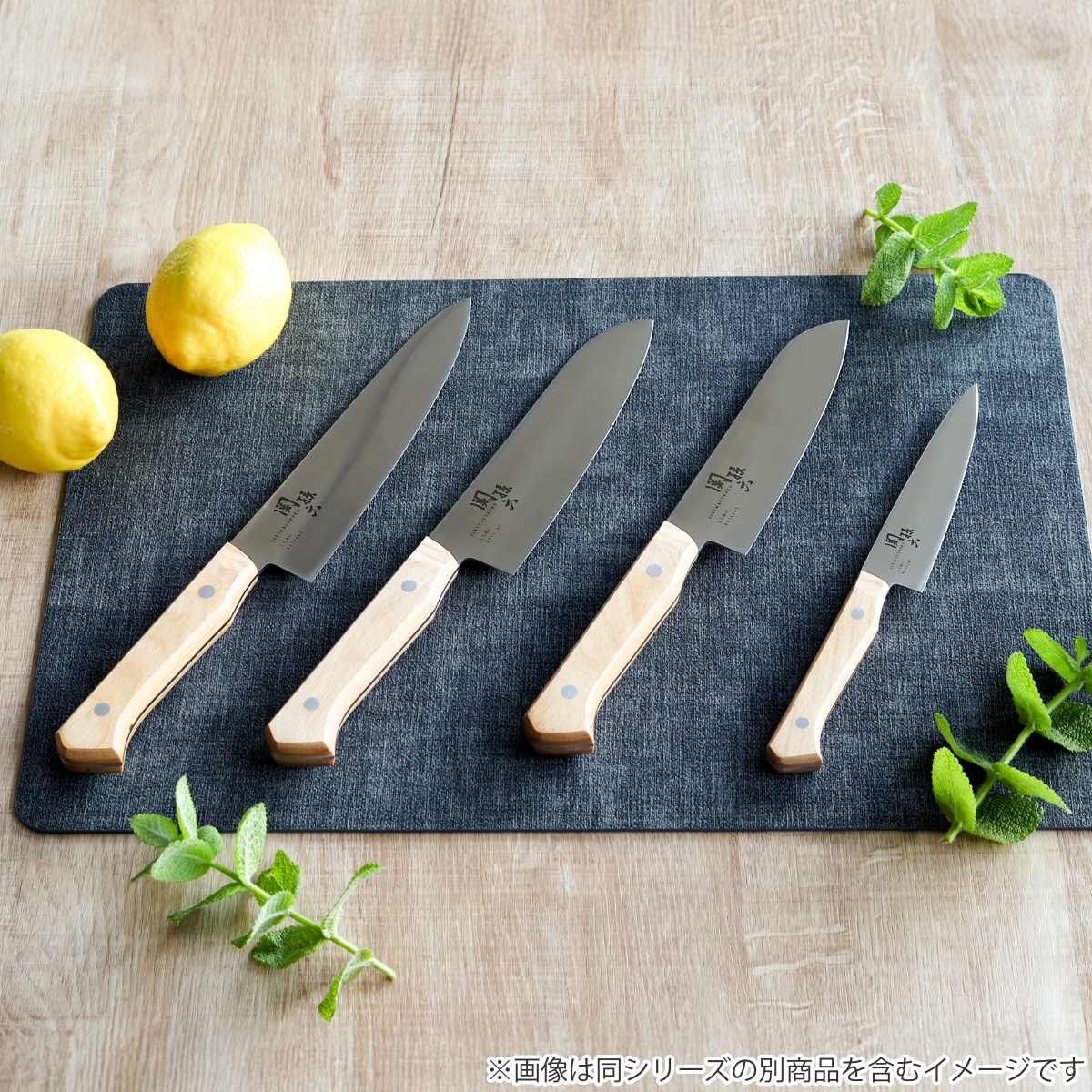 三徳包丁 16.5cm 関孫六 しらあい 日本製 貝印 ( 料理包丁 キッチンナイフ 文化包丁 白木ハンドル 16.5センチ 160mm 160ミリ 調理小物 調理道具 下ごしらえ用品 キッチングッズ キッチンツール 切れ味抜群 )