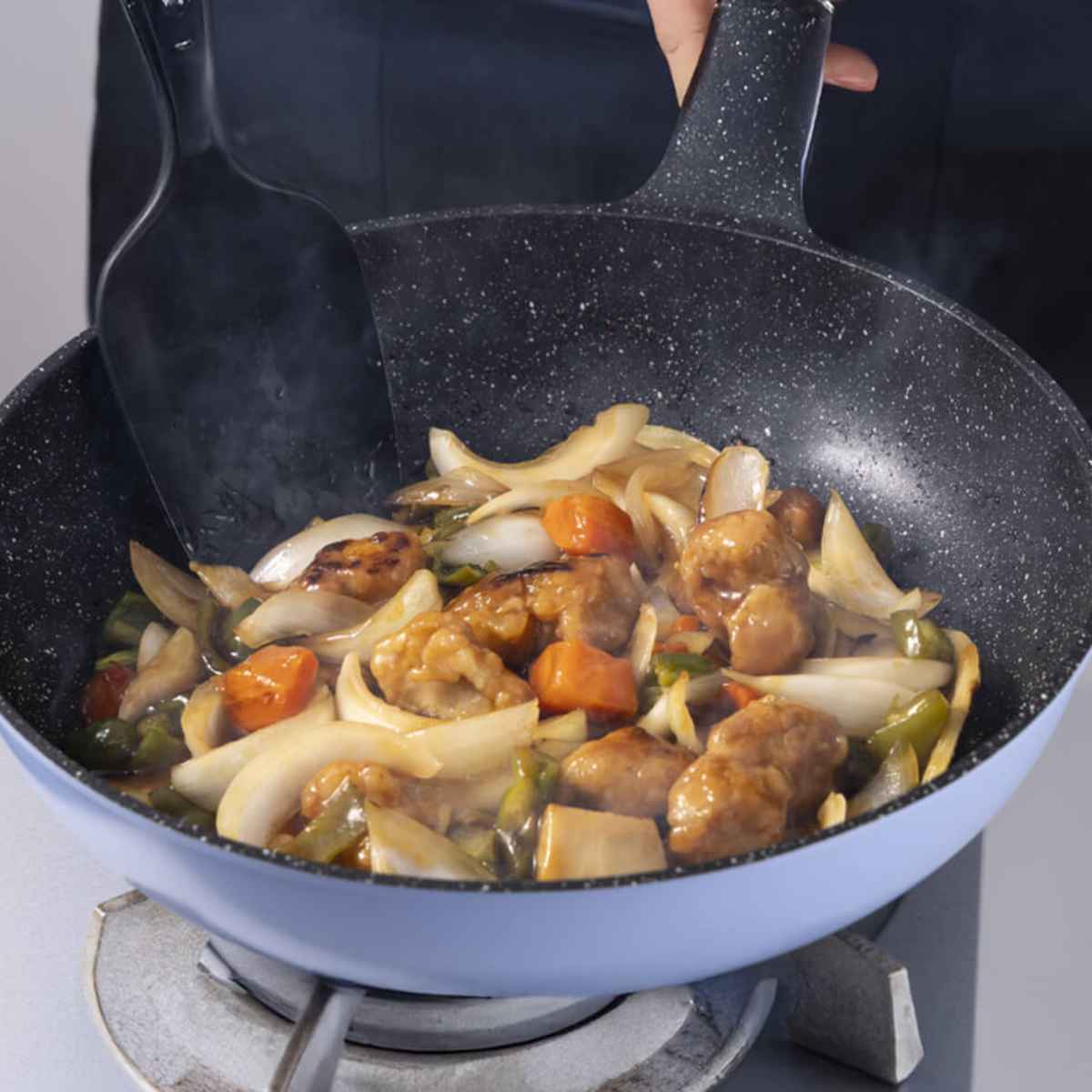 フライパン 26cm ラクカルフライパン フッ素加工 貝印 ( ガス火専用 炒め鍋 いため鍋 ふっ素加工 軽量 軽い 26センチ フッ素コーティング アルミ製 こびりつきにくい 焦げ付きにくい 調理用品 )