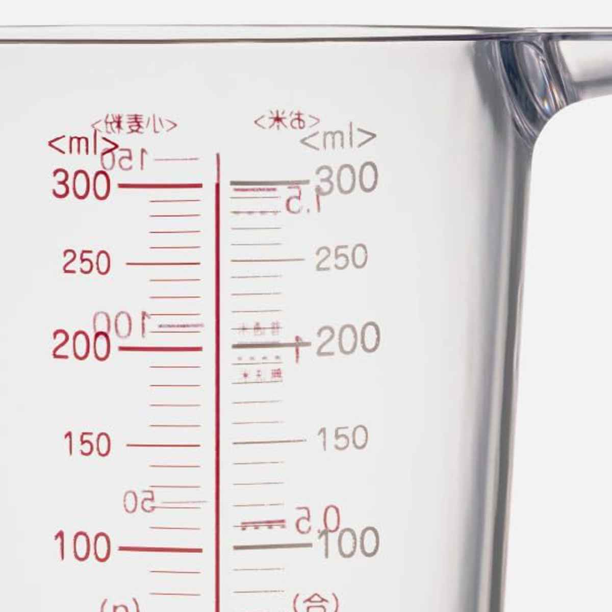 計量カップ 300ml 上から量れる洗いやすい計量カップ 貝印 ( メジャーカップ 取っ手付き 計量器具 料理用 食洗機対応 目盛り付き 目盛りが見やすい 液体 計量 調味料 水 お米 300ML )