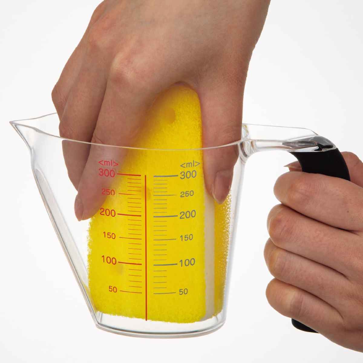計量カップ 300ml 上から量れる洗いやすい計量カップ 貝印 ( メジャーカップ 取っ手付き 計量器具 料理用 食洗機対応 目盛り付き 目盛りが見やすい 液体 計量 調味料 水 お米 300ML )