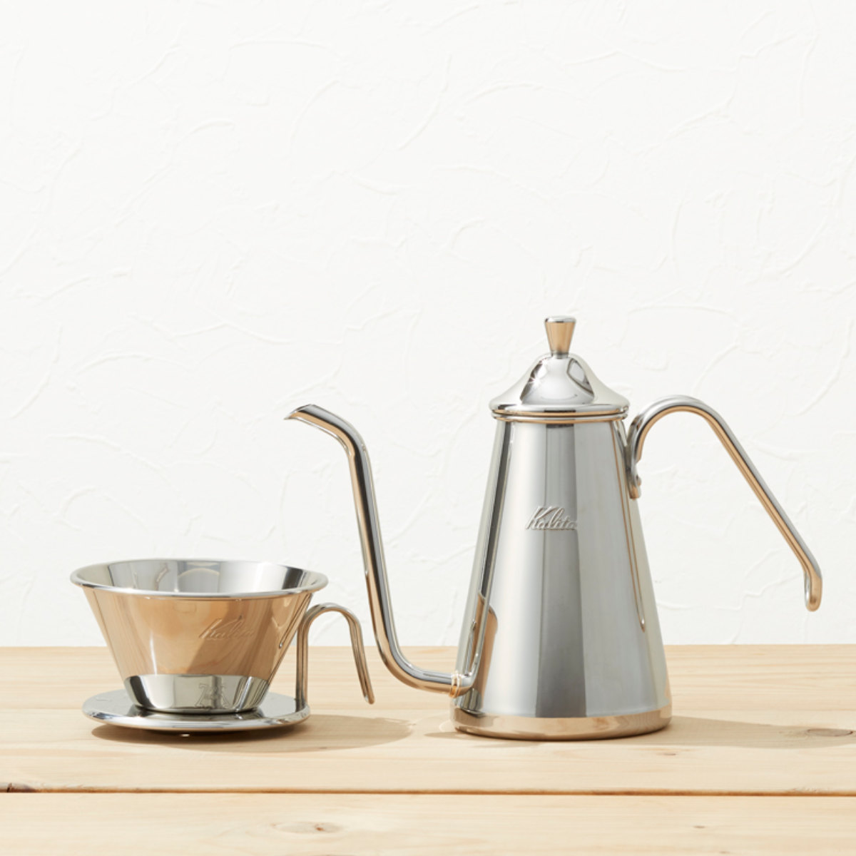Kalita カリタ ドリッパー WDS-185 ( 2?4人用 ステンレス 日本製 三つ穴構造 ドリップ コーヒー コーヒードリッパー コーヒードリップ おしゃれ シンプル 珈琲 用品 器具 コーヒーウェア ハンドドリップ 丈夫 3つ穴 )