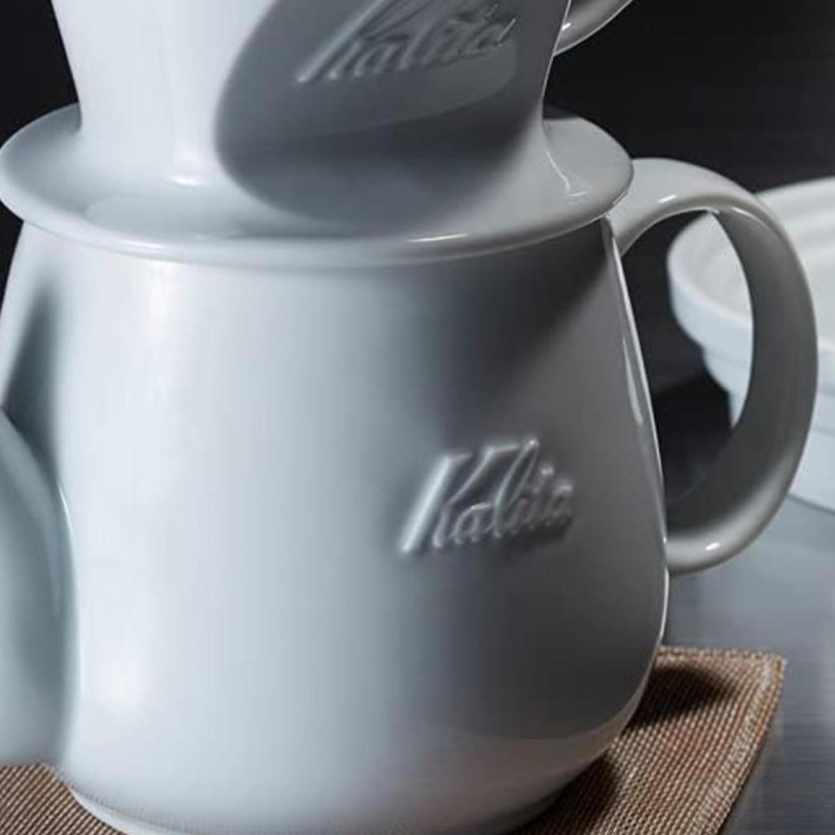 Kalita カリタ HA コーヒーポット 600ml S ( 波佐見焼 日本製 磁器 ティーポット コーヒー ポット 1?2人用 おしゃれ シンプル 白 ホワイト 珈琲 紅茶 お茶 用品 器具 コーヒーウェア ハンドドリップ )