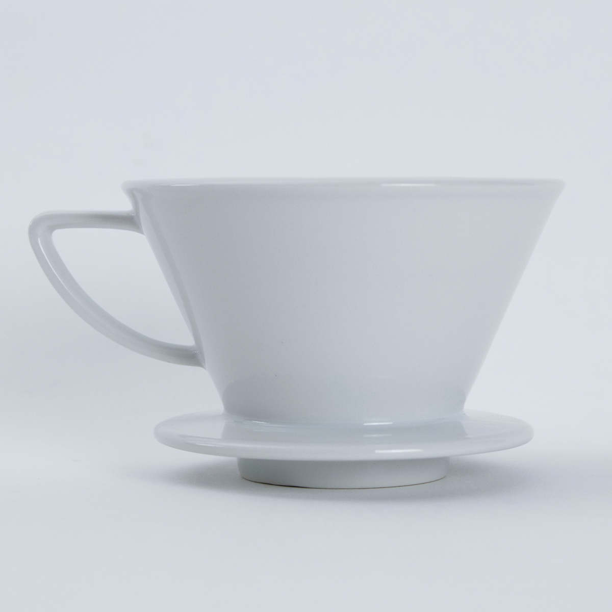 Kalita カリタ HA185 ドリッパー ウェーブ ( 2~4人用 磁器 波佐見焼 日本製 三つ穴構造 ドリップ コーヒー コーヒードリッパー おしゃれ シンプル 珈琲 用品 器具 コーヒーウェア ハンドドリップ 3つ穴 )