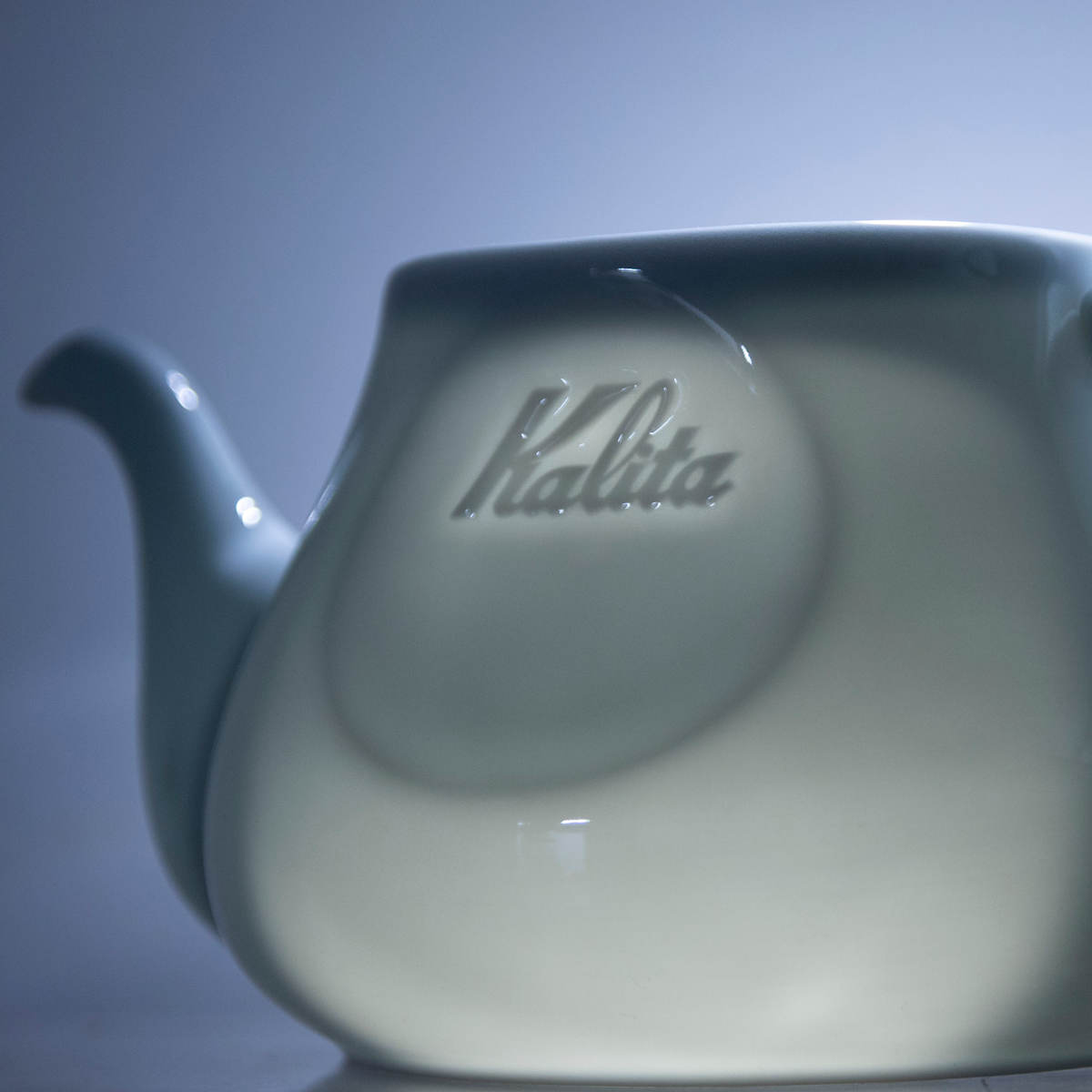 Kalita カリタ HA コーヒーポット 700ml ( 波佐見焼 日本製 磁器 ティーポット コーヒー ポット 1~4人用 おしゃれ シンプル 白 ホワイト 珈琲 紅茶 お茶 用品 器具 コーヒーウェア ハンドドリップ )