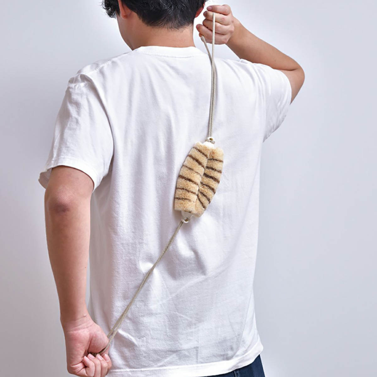 亀の子束子西尾商店 ボディたわし ひも付 タムラさん やわらかい ( ボディブラシ ブラシ たわし 束子 ボディ 体 からだ サイザル麻 パーム 天然素材 体洗い 身体洗い ボディケア バスグッズ お風呂 入浴 )