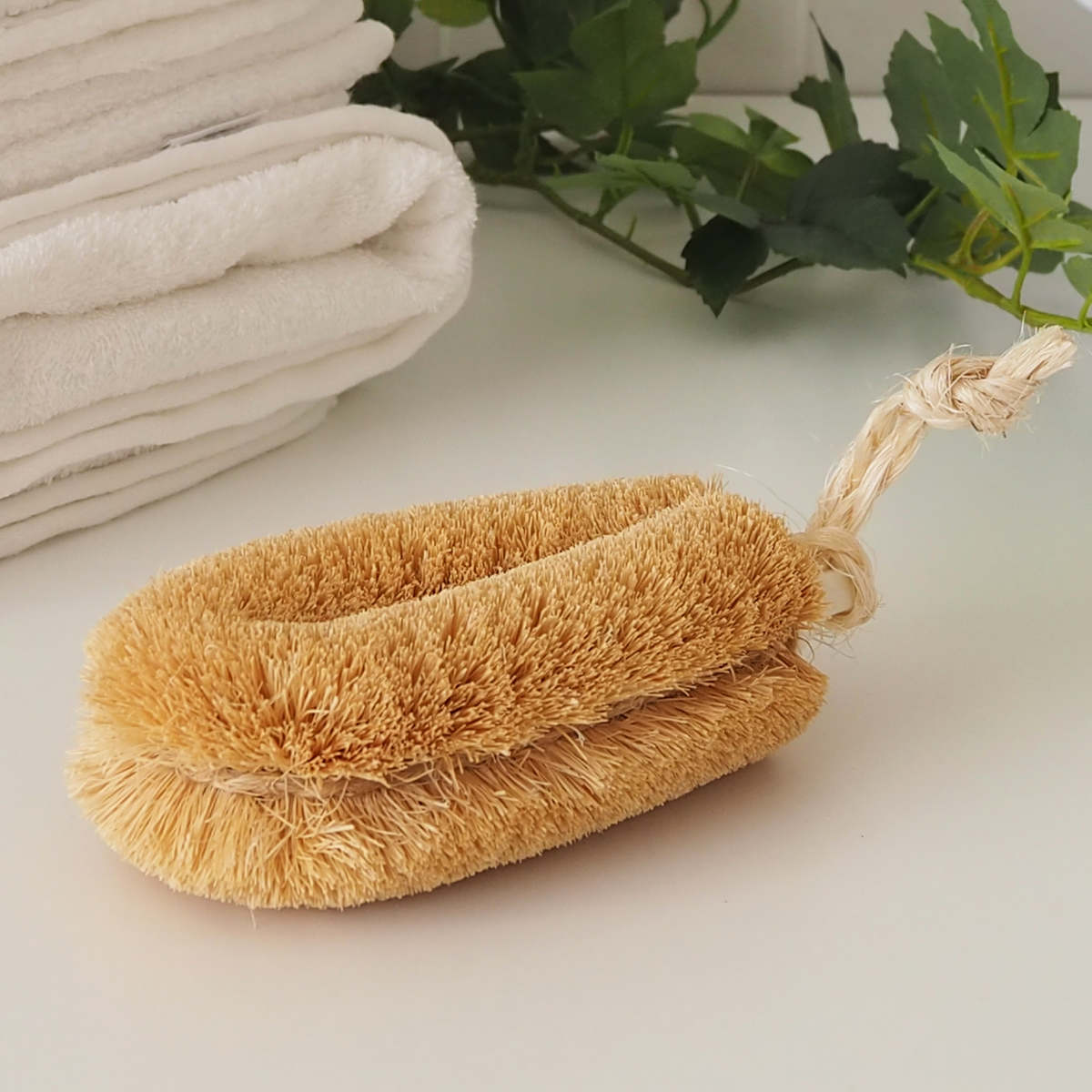 亀の子束子西尾商店 ボディたわし ニシオくん かため ( ボディブラシ ブラシ たわし 束子 ボディ 体 からだ パーム 天然素材 体洗い 身体洗い ボディケア バスグッズ お風呂 入浴 )