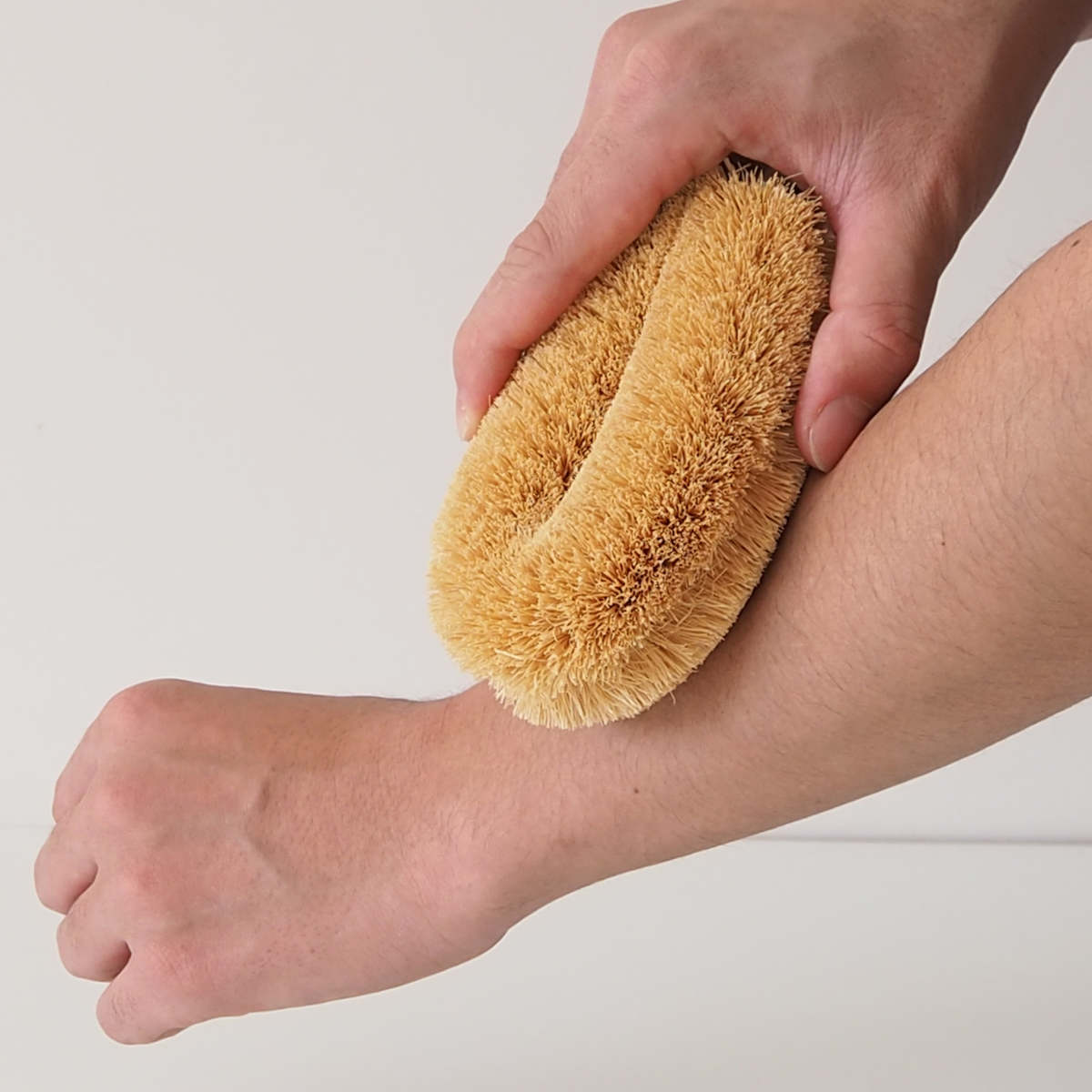 亀の子束子西尾商店 ボディたわし ニシオくん かため ( ボディブラシ ブラシ たわし 束子 ボディ 体 からだ パーム 天然素材 体洗い 身体洗い ボディケア バスグッズ お風呂 入浴 )