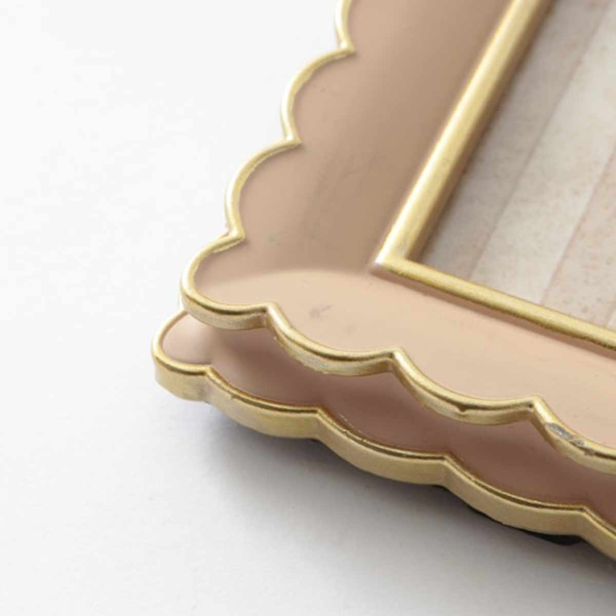 フォトフレーム スクエア波形フォトフレーム スクエア レジン ( 写真立て フォトスタンド 写真 フレーム ミニ 小さめ ましかく 正方形 幅15cm かわいい アンティーク調 ましかくプリント 壁掛け 置き型 ウエディングフォト ) 【ピンク】 ピンク