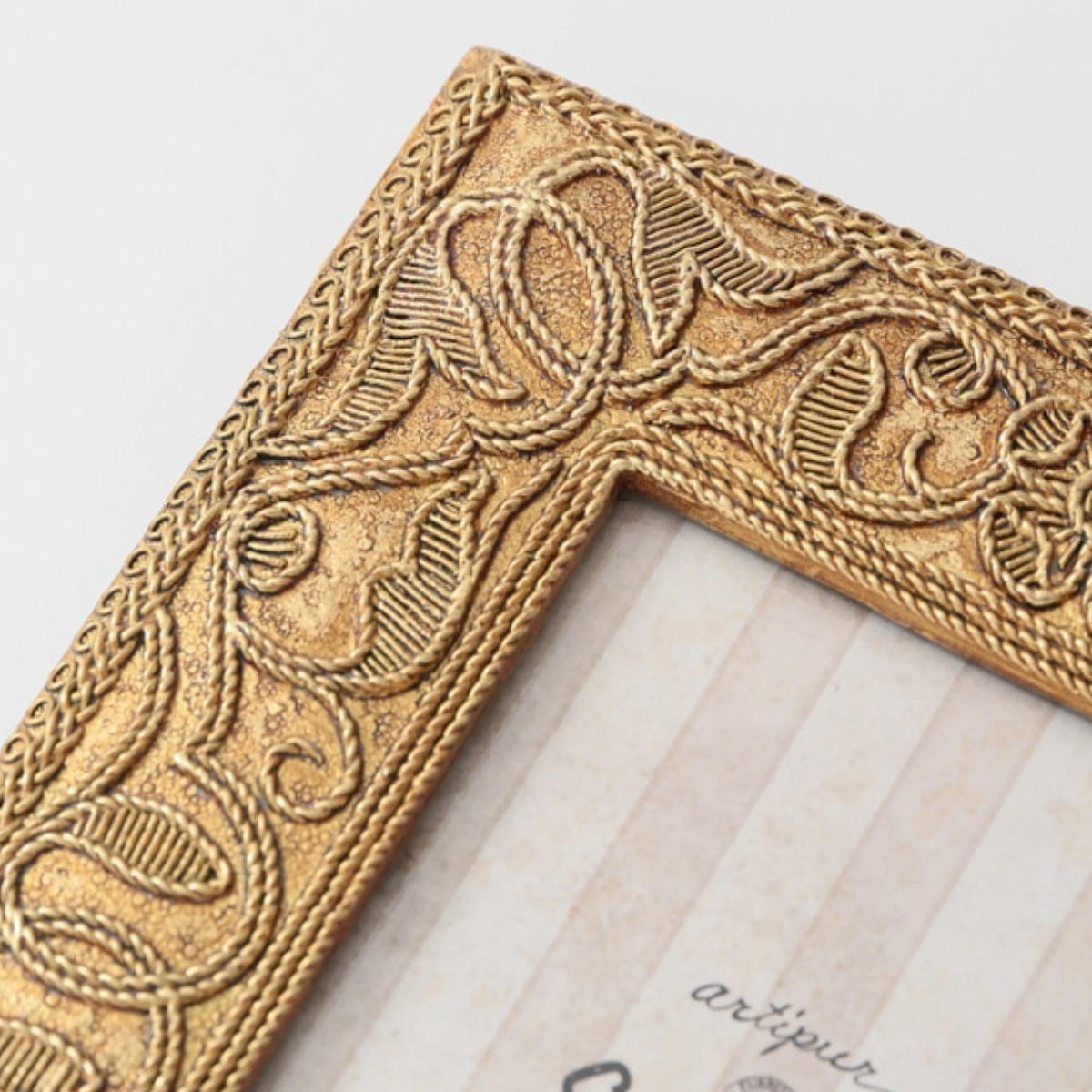 フォトフレーム 草花レクタングルフォトフレーム ポストカード レジン ( 写真立て フォトスタンド 写真 フレーム L判 標準プリントサイズ 刺繍風 アンティーク調 ウエディングフォト 壁掛け 置き型 縦 横 ウェルカムスペース ) 【ホワイト】 ホワイト