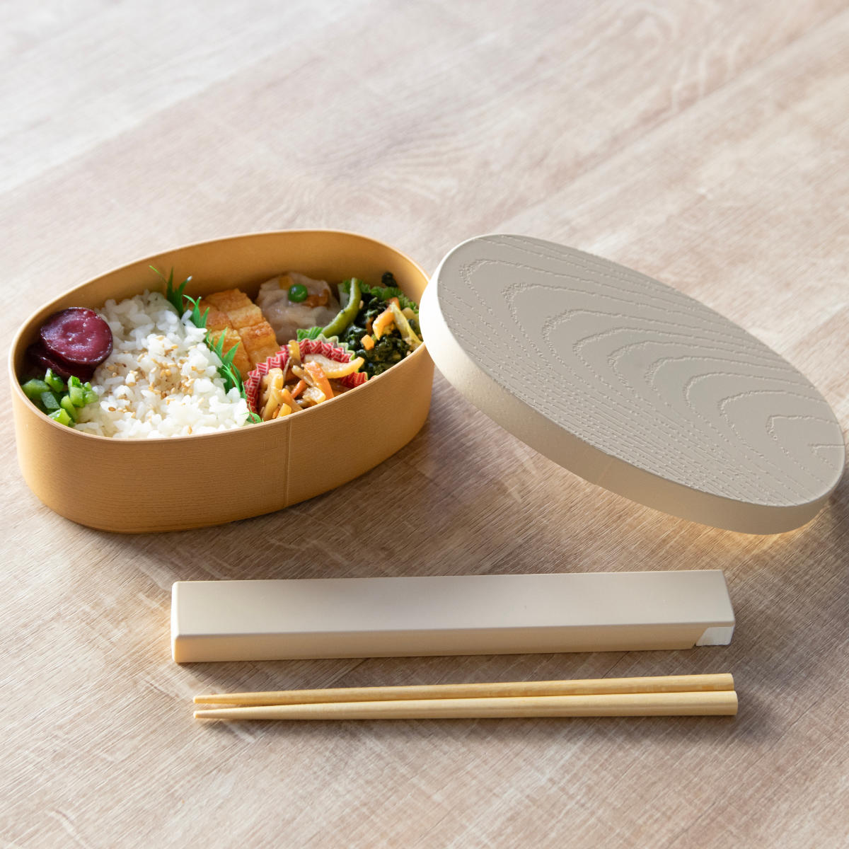 弁当箱 475ml 1段 やさしい彩り抗菌小判弁当 曲げわっぱ ( お弁当箱 ランチボックス レンジ対応 食洗機対応 抗菌 一段 日本製 レンジOK 食洗機OK 弁当 お弁当 ランチバンド付き 大人 抗菌加工 木目調 ) 【ルリ】 ルリ