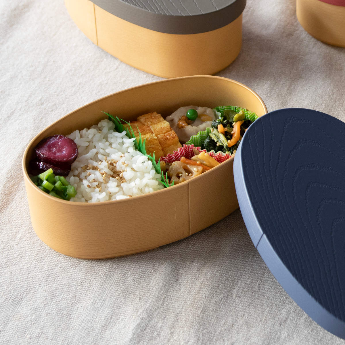 弁当箱 475ml 1段 やさしい彩り抗菌小判弁当 曲げわっぱ ( お弁当箱 ランチボックス レンジ対応 食洗機対応 抗菌 一段 日本製 レンジOK 食洗機OK 弁当 お弁当 ランチバンド付き 大人 抗菌加工 木目調 ) 【ルリ】 ルリ