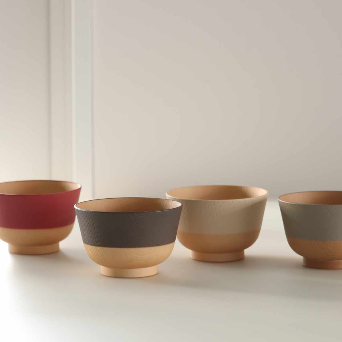 茶碗 330ml やさしい彩り 抗菌 汁椀 5個入 ( 日本製 電子レンジ対応 食洗機対応 椀 お椀 味噌汁碗 おしゃれ かわいい 抗菌加工 スープ 味噌汁 木目調 軽い 割れにくい 子ども 介護 )