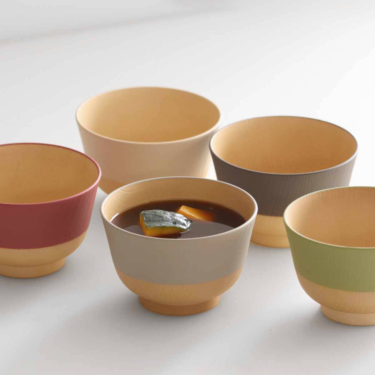 茶碗 330ml やさしい彩り 抗菌 汁椀 5個入 ( 日本製 電子レンジ対応 食洗機対応 椀 お椀 味噌汁碗 おしゃれ かわいい 抗菌加工 スープ 味噌汁 木目調 軽い 割れにくい 子ども 介護 )
