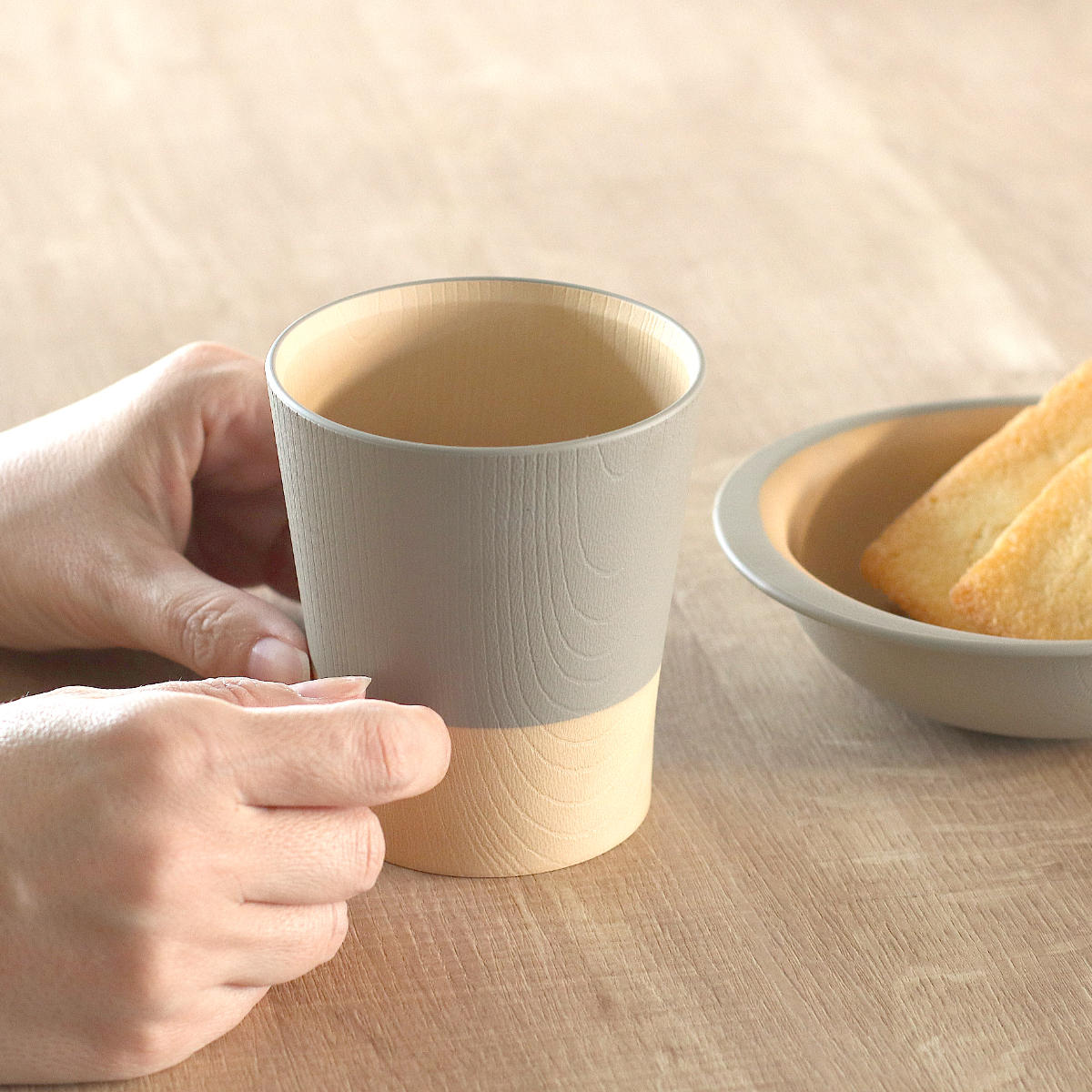 コップ 360ml やさしい彩り 抗菌 カップ 同色5個セット ( 日本製 電子レンジ対応 食洗機対応 湯呑み 湯飲み 食器 おしゃれ かわいい 抗菌加工 木目 シンプル 割れにくい 軽い ) 【キナリ】 キナリ