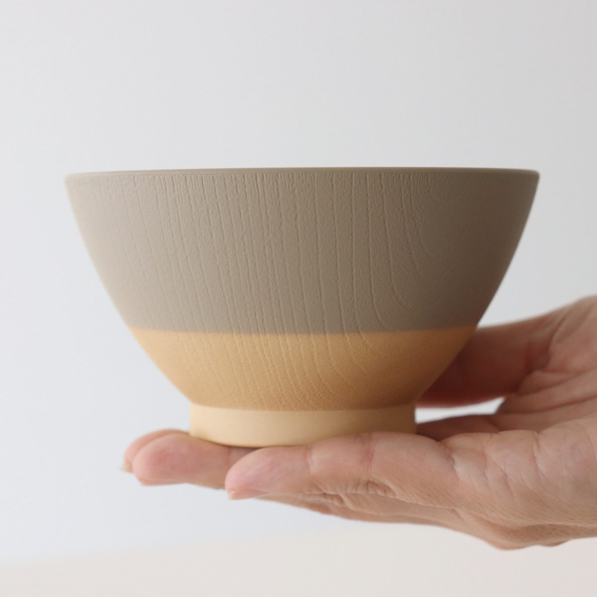 茶碗 12cm やさしい彩り 抗菌 飯椀 同色5個セット ( 日本製 電子レンジ対応 食洗機対応 お茶碗 ご飯茶碗 飯碗 食器 おしゃれ かわいい 抗菌加工 木目 シンプル 割れにくい 軽い ライスボウル ) 【クルミ】 クルミ