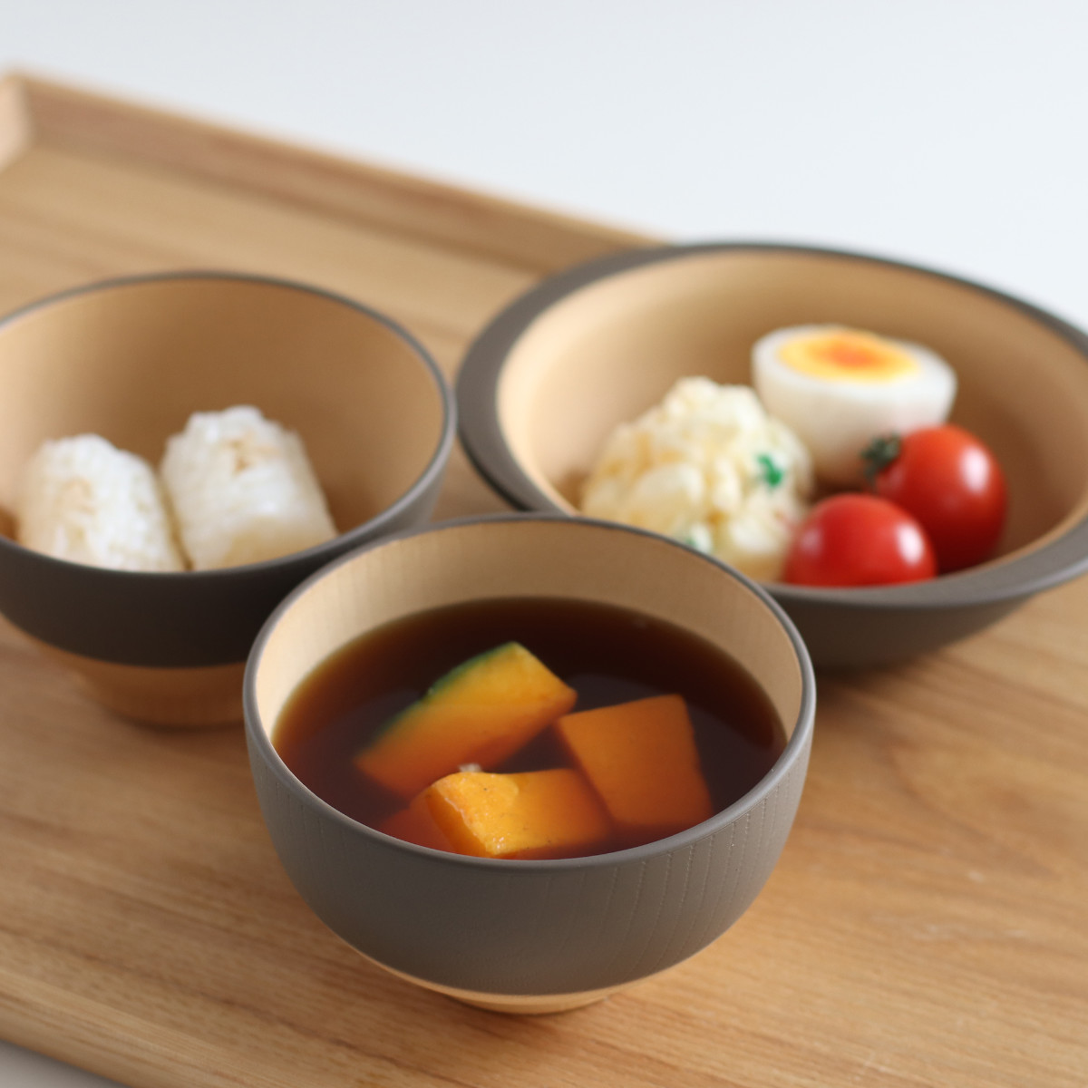 茶碗 10.5cm やさしい彩り 抗菌 キッズ 飯椀 ( 日本製 電子レンジ対応 食洗機対応 子ども 子供 食器 お茶碗 ご飯茶碗 飯碗 おしゃれ かわいい 抗菌加工 木目 シンプル 割れにくい 軽い ライスボウル 伝統色 ) 【レモン】 レモン