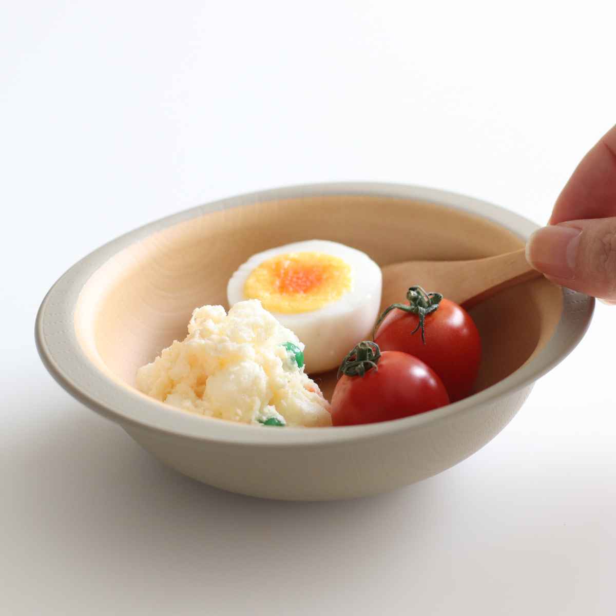 やさしい彩りキッズボウル るり色 同色3個セット ( キッズ 子ども 子供 日本製 電子レンジ対応 食洗機対応 抗菌 15cm 中鉢 子ども用食器 キッズ用 サラダボウル シリアルボウル おやつ スープ 朝食 軽い 割れにくい ) 【あかね】 あかね