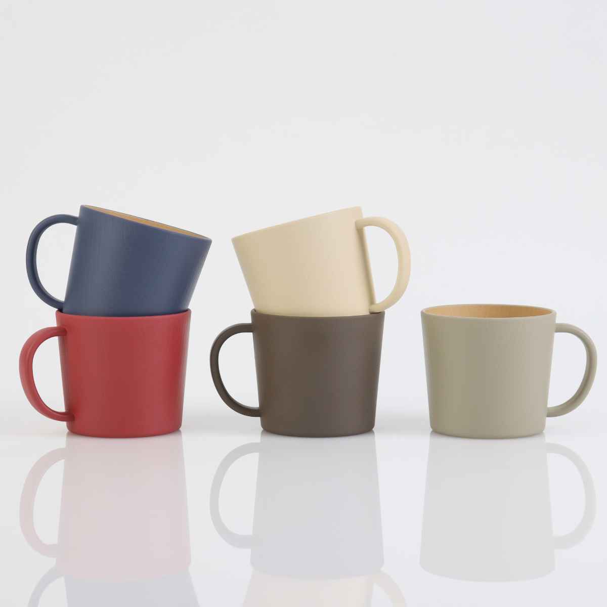 やさしい彩り キッズマグ るり色 同色3個セット ( キッズ 子ども 子供 日本製 電子レンジ対応 抗菌 食洗機対応 マグ コップ カップ おしゃれ かわいい ミルク 牛乳 給食 持ち運び 歯磨き用 軽い 割れにくい ) 【キナリ】 キナリ