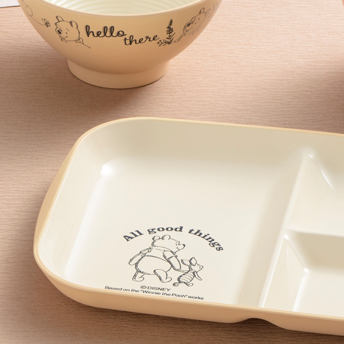 ランチプレート 茶碗 汁椀 マグカップ Pooh Bee キッズセット40 くまのプーさん ( BPAフリー 日本製 抗菌 電子レンジ対応 食洗機対応 プーさん ピグレット キッズ 子供 子ども 皿 お皿 プレート 椀 飯椀 ディズニー キャラクター )