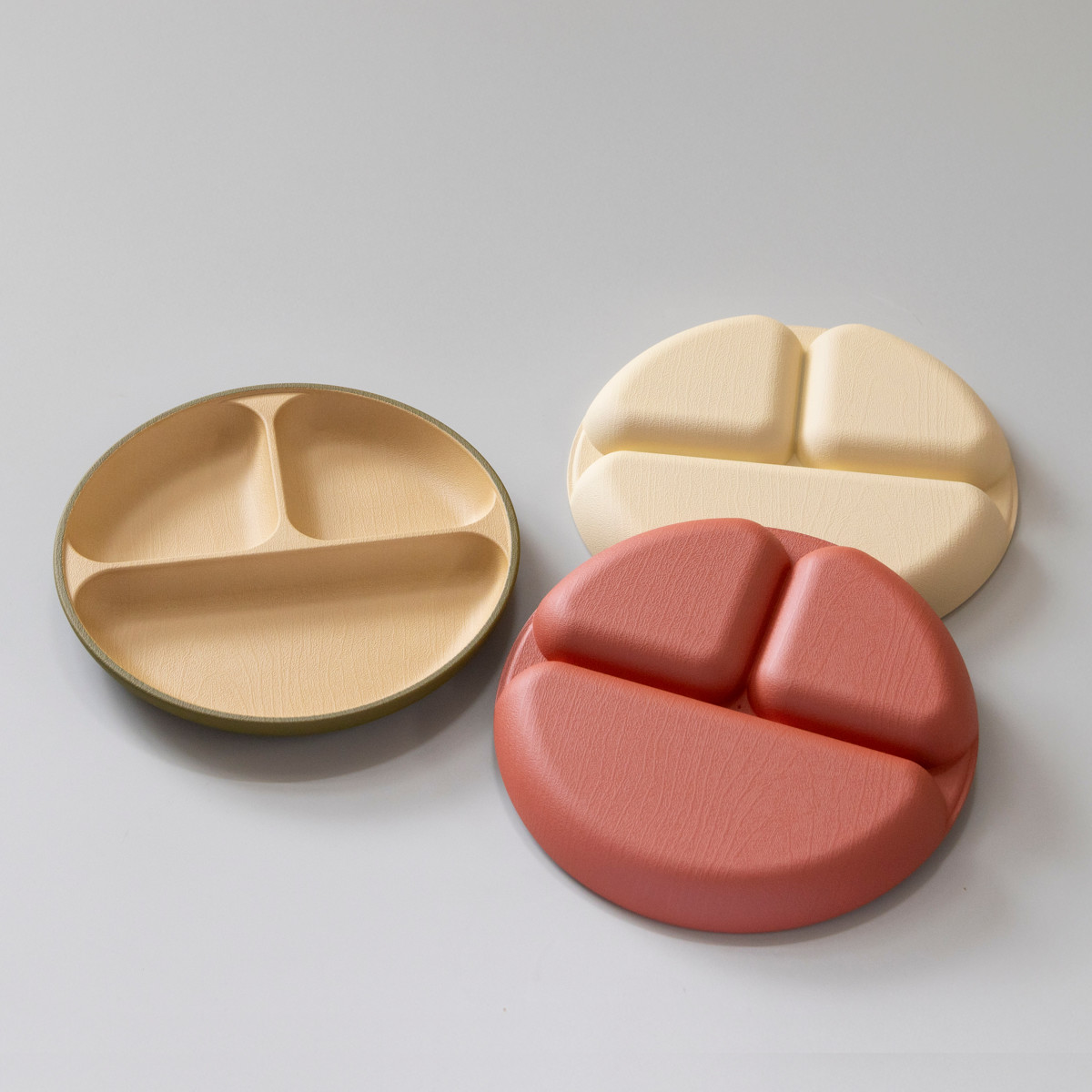 ランチプレート earth color 抗菌 S ( 電子レンジ対応 食洗機対応 BPAフリー 日本製 皿 お皿 プレート 子供 子ども キッズ おしゃれ かわいい 仕切皿 ランチ皿 お子様ランチ 3つ仕切り ワンプレート 木目調 抗菌加工 ) 【グレー】 グレー