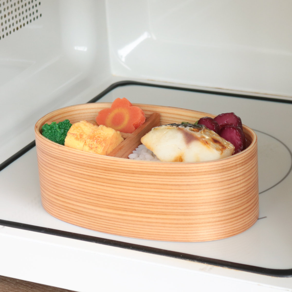 ほんとうに使いやすい曲げわっぱお弁当箱 S 400ml レンジ対応 ( 弁当箱 食洗機対応 女子 大人 木製 ウレタン塗装 曲げわっぱ 小判型 日本製 食洗機OK レンジOK 一段 わっぱ弁当 おしゃれ ゴムバンド付き 仕切り付き )