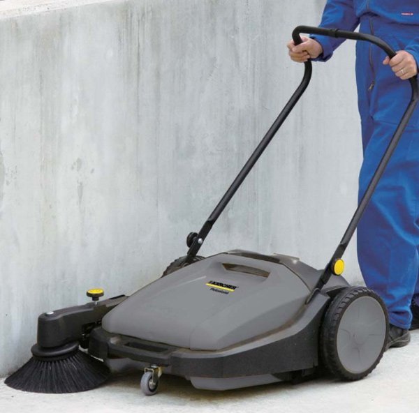 手押し式掃除機 業務用 ケルヒャー スイーパー KM70/20C （ Karcher 清掃機器 業務用 ）: リビングート ANA Mall店｜ANA  Mall｜マイルが貯まる・使えるショッピングモール