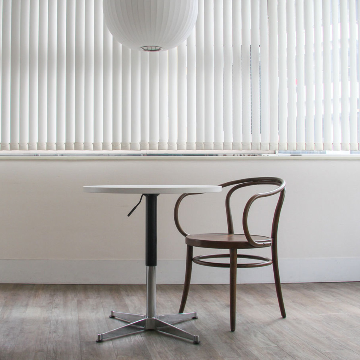 ダイニングチェア 座面高46cm 曲木チェア ルネ ( 食卓椅子 チェア ダイニング イス 椅子 木製 天然木 曲木 チェアー 完成品 食卓 リビング おしゃれ ダイニングチェアー リビングチェア 肘掛け 木製椅子 )